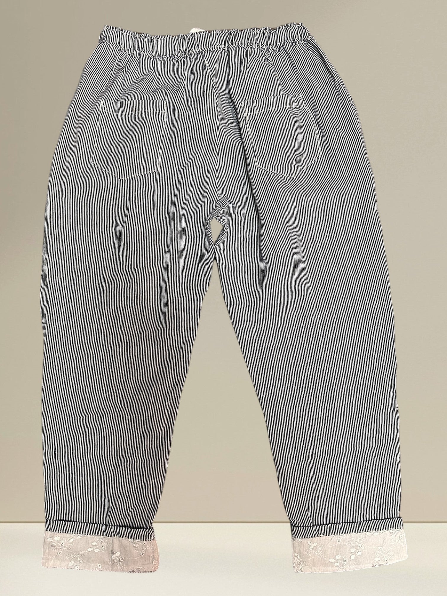 Pantalon rayé en lin (bas en brodrerie)