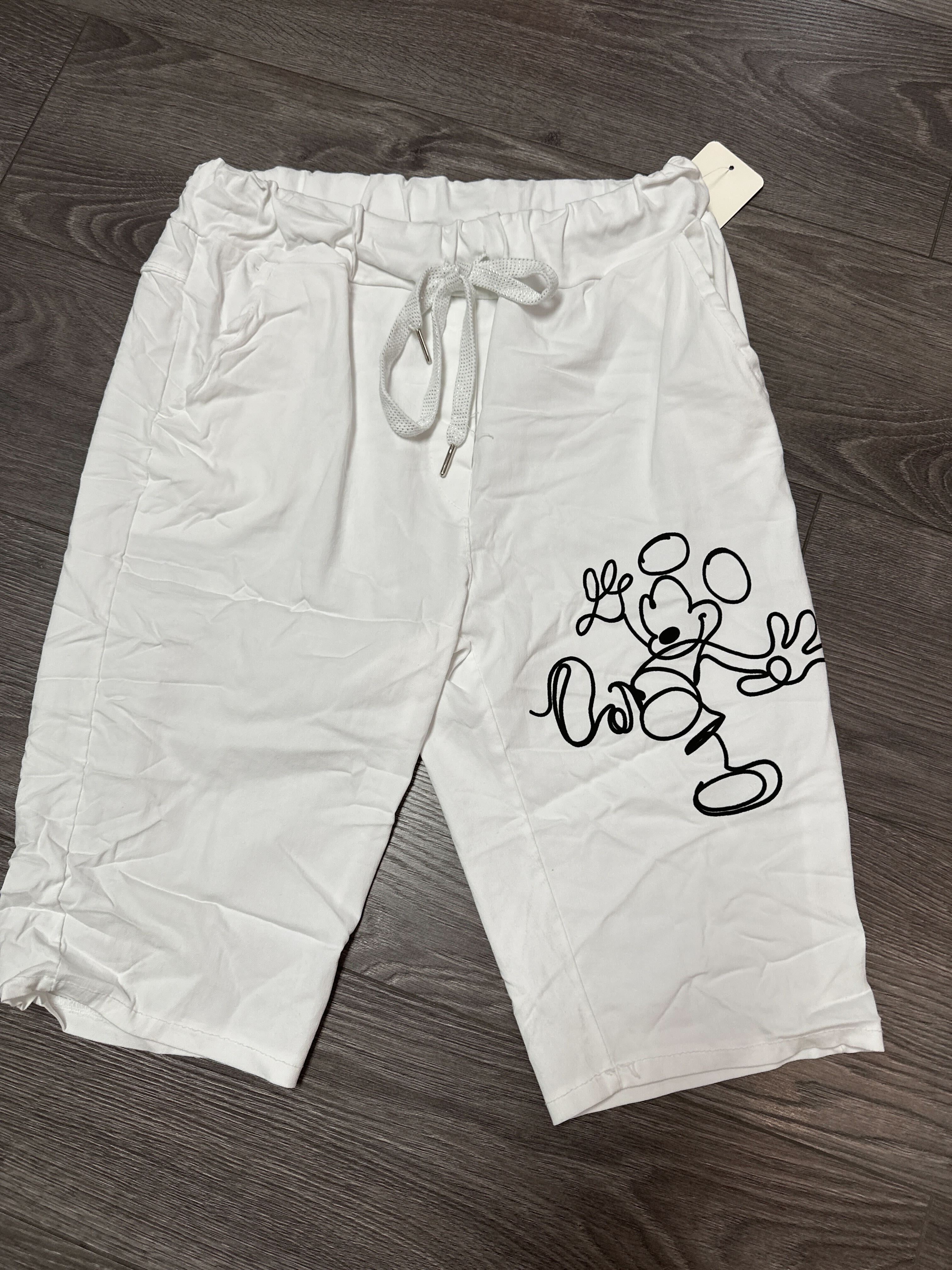 Nouveauté bermudas Mickey printemps/été 2024-BOUTIQUE SYLBELLE