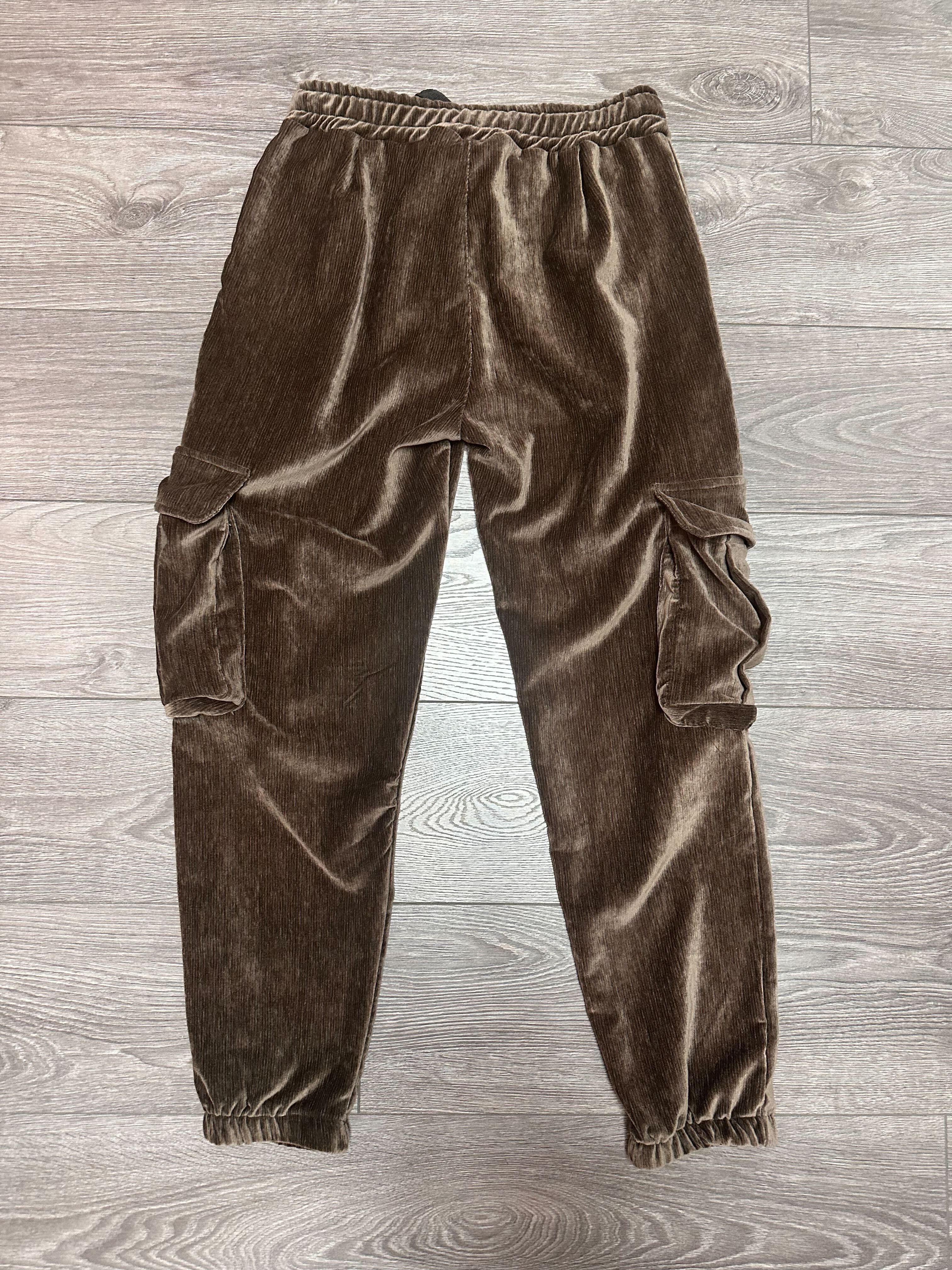 Nouveauté pantalon en velour automne/hiver 2023-2024