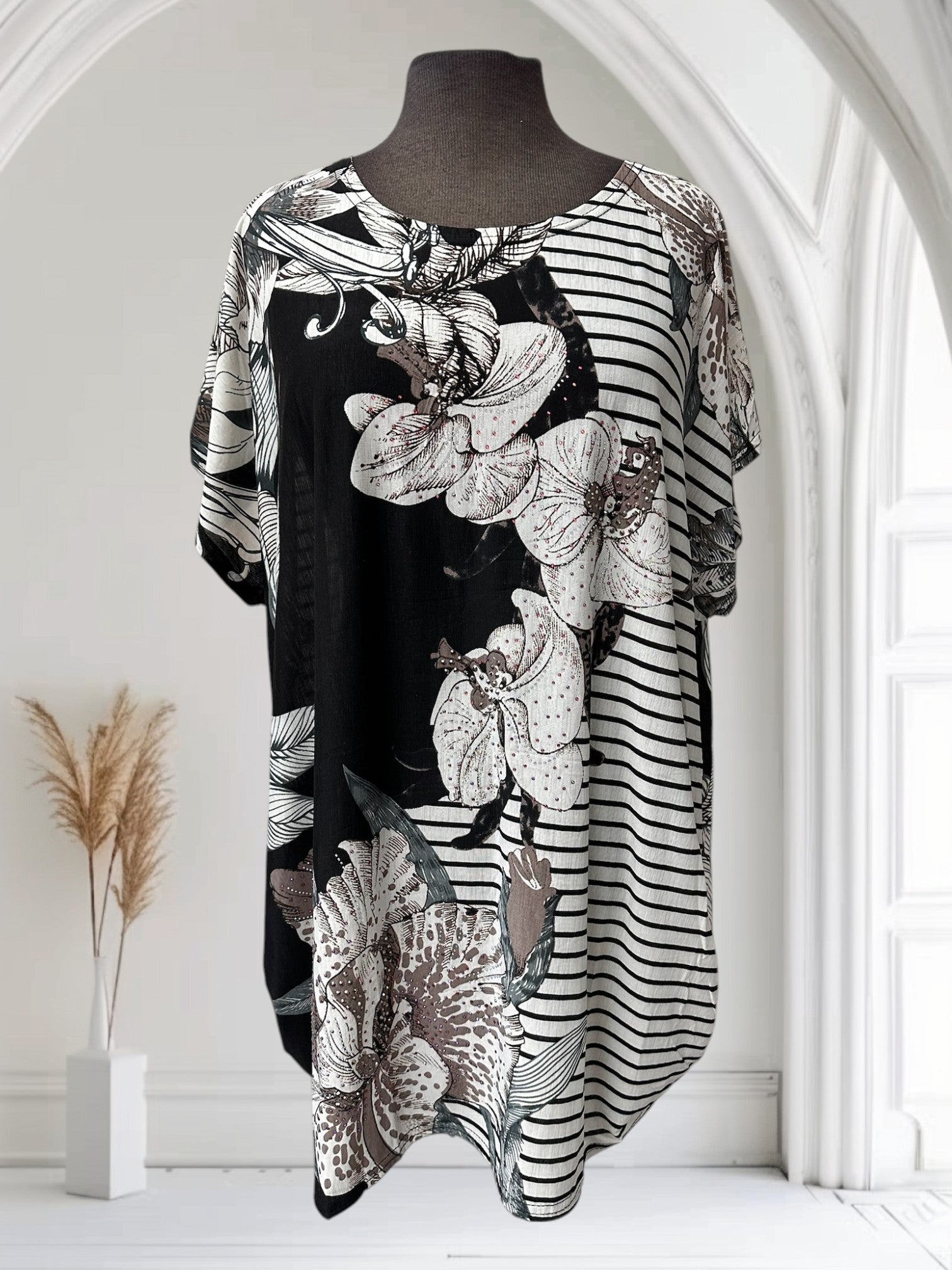 T-shirt (rayure et fleurs)