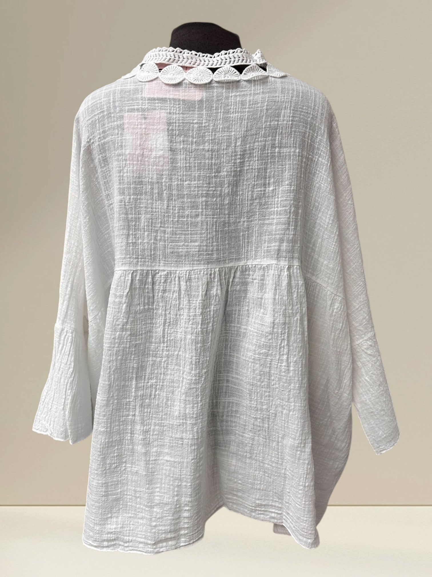 Blouse avec dentelle