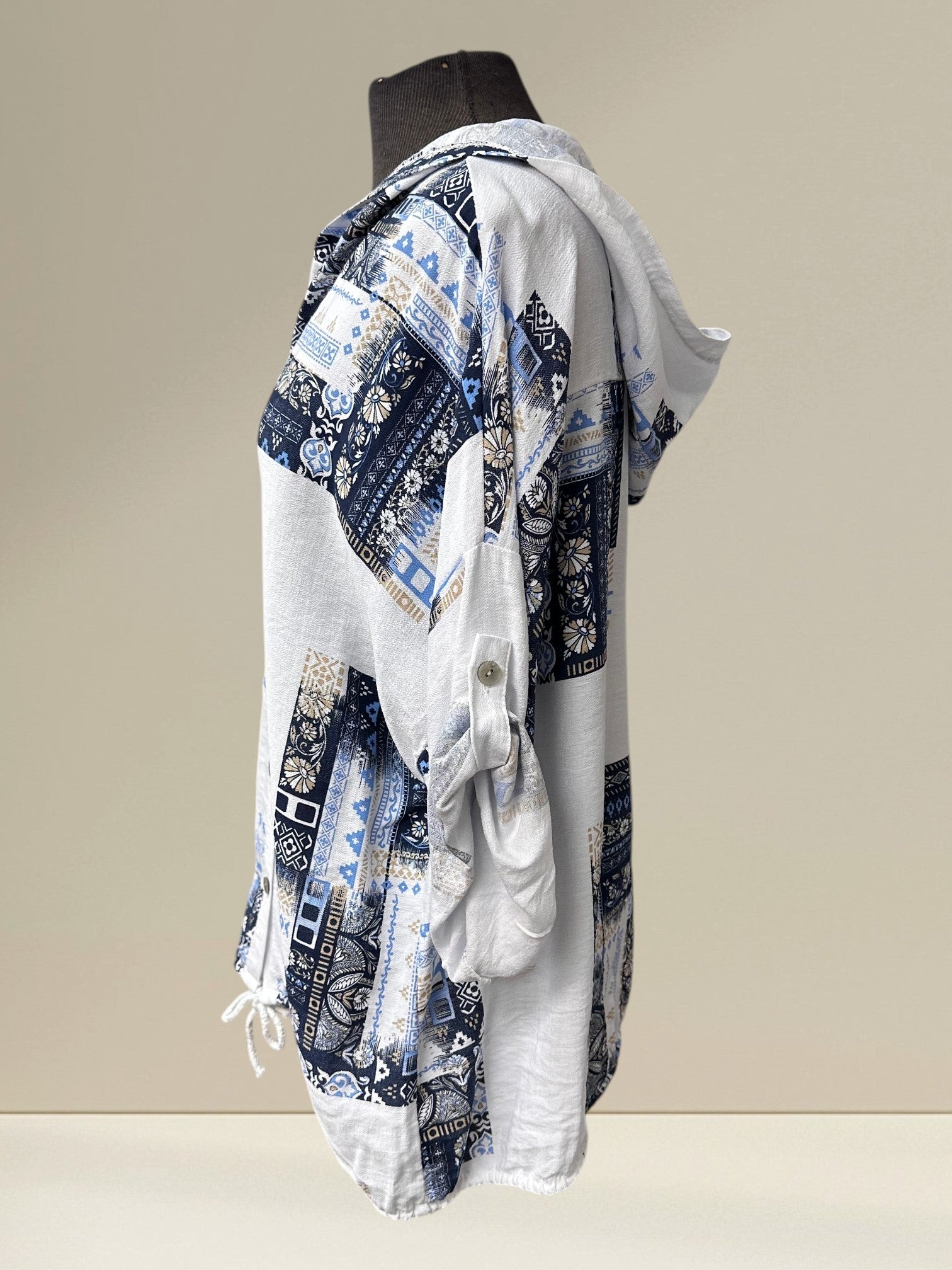 Blouse à capuchon