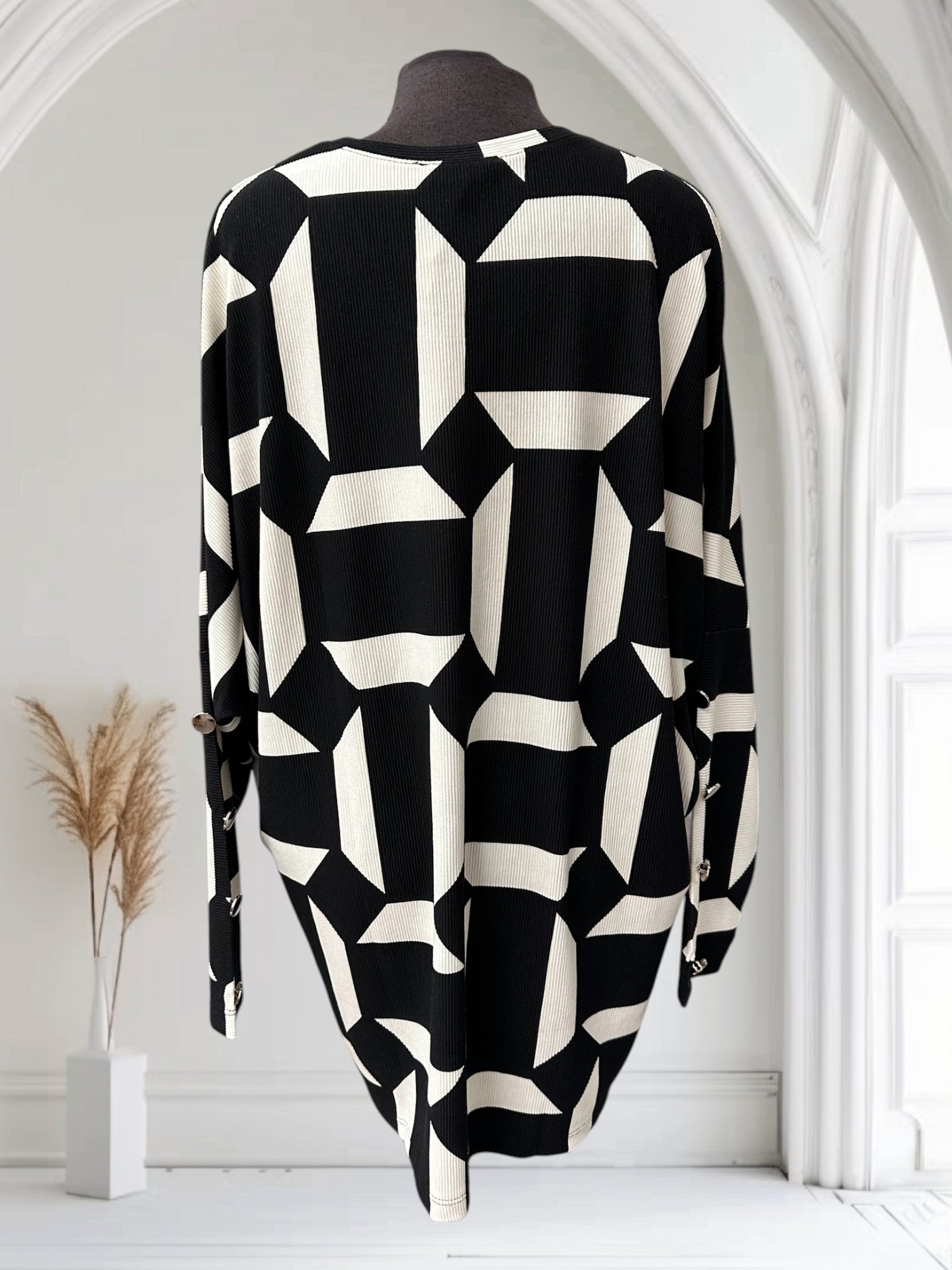 Chandail (motif géométrique)