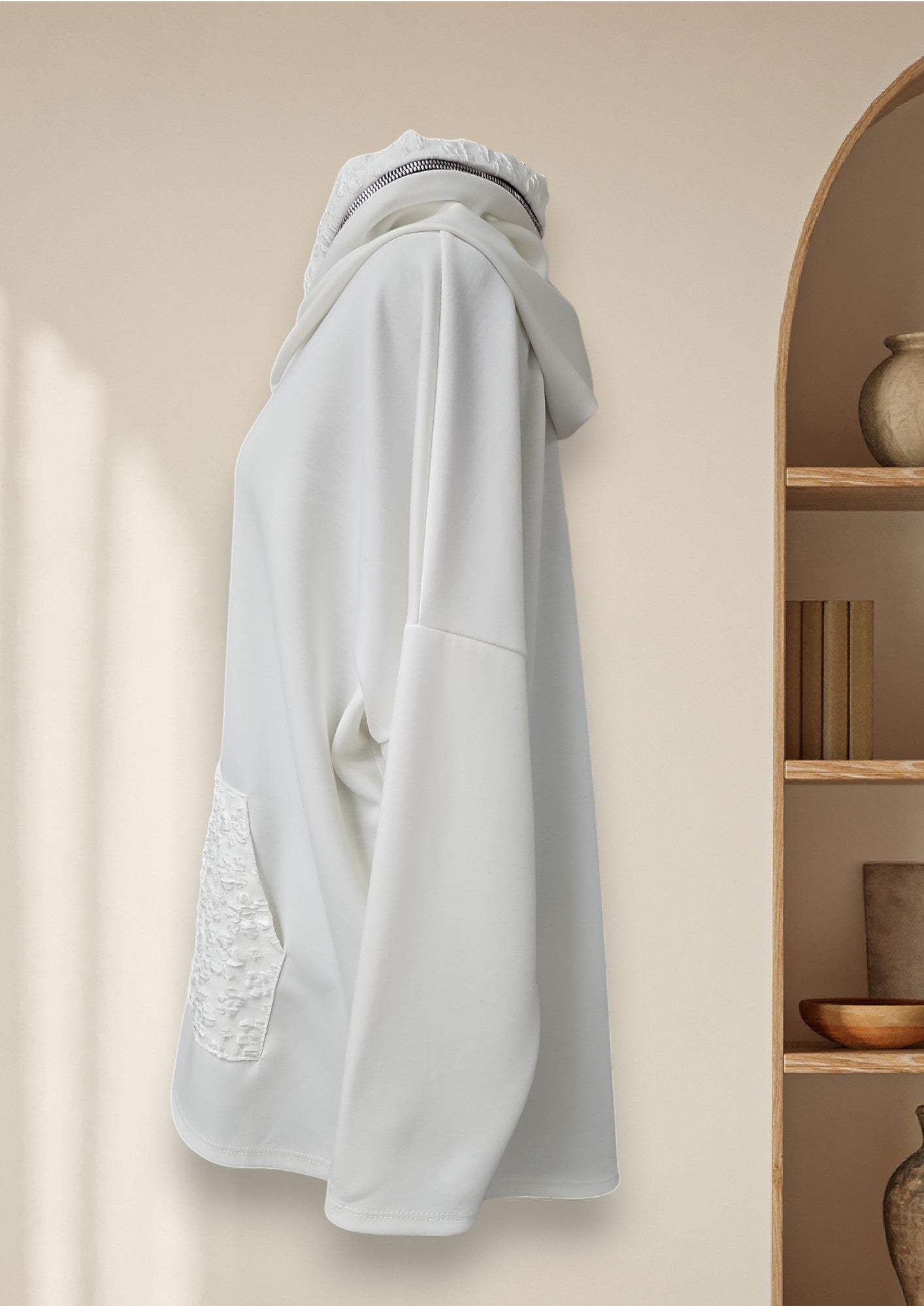 Chandail à capuchon (poche motif de fleurs)
