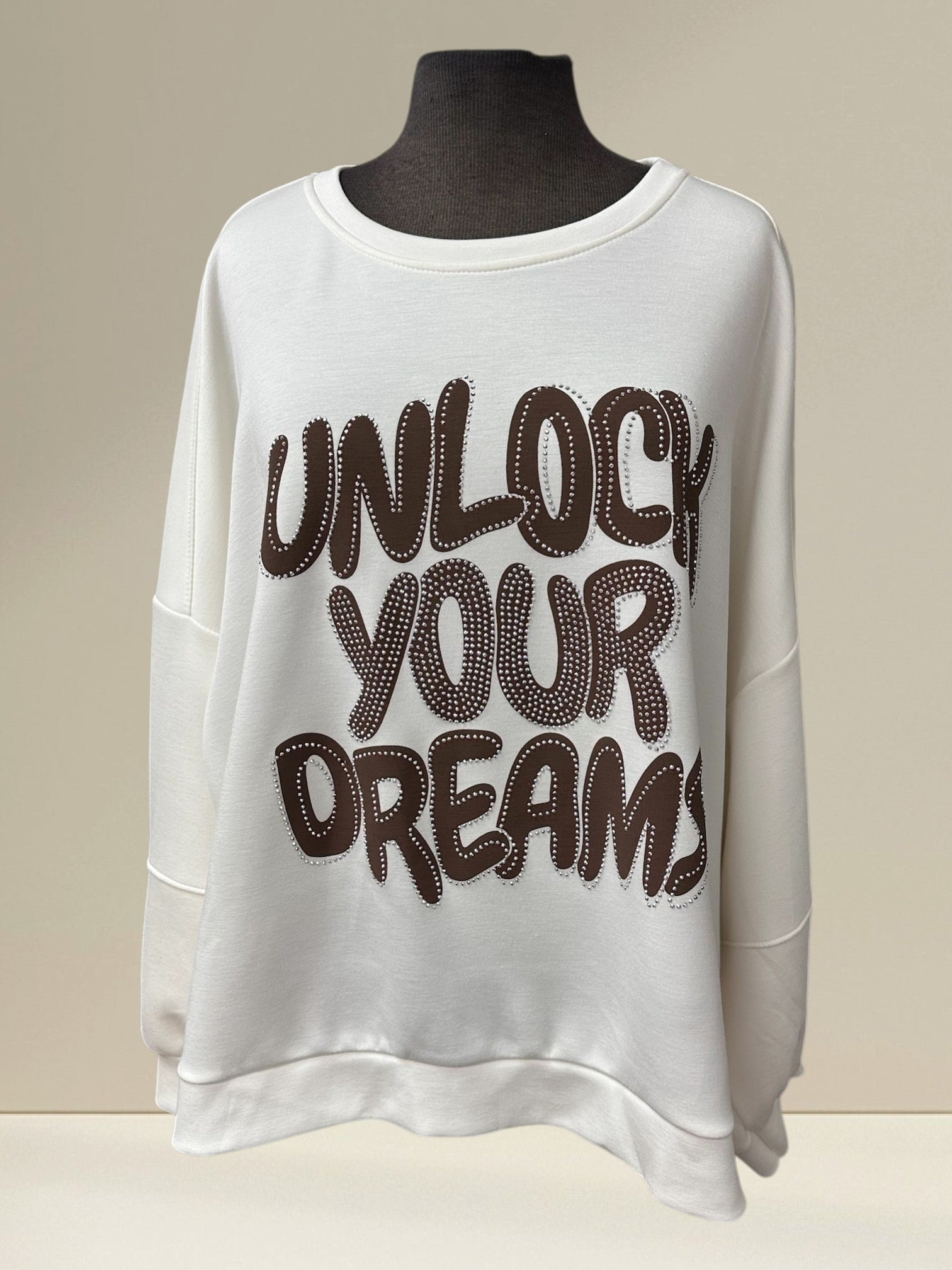 Chandail (unlock your dreams)