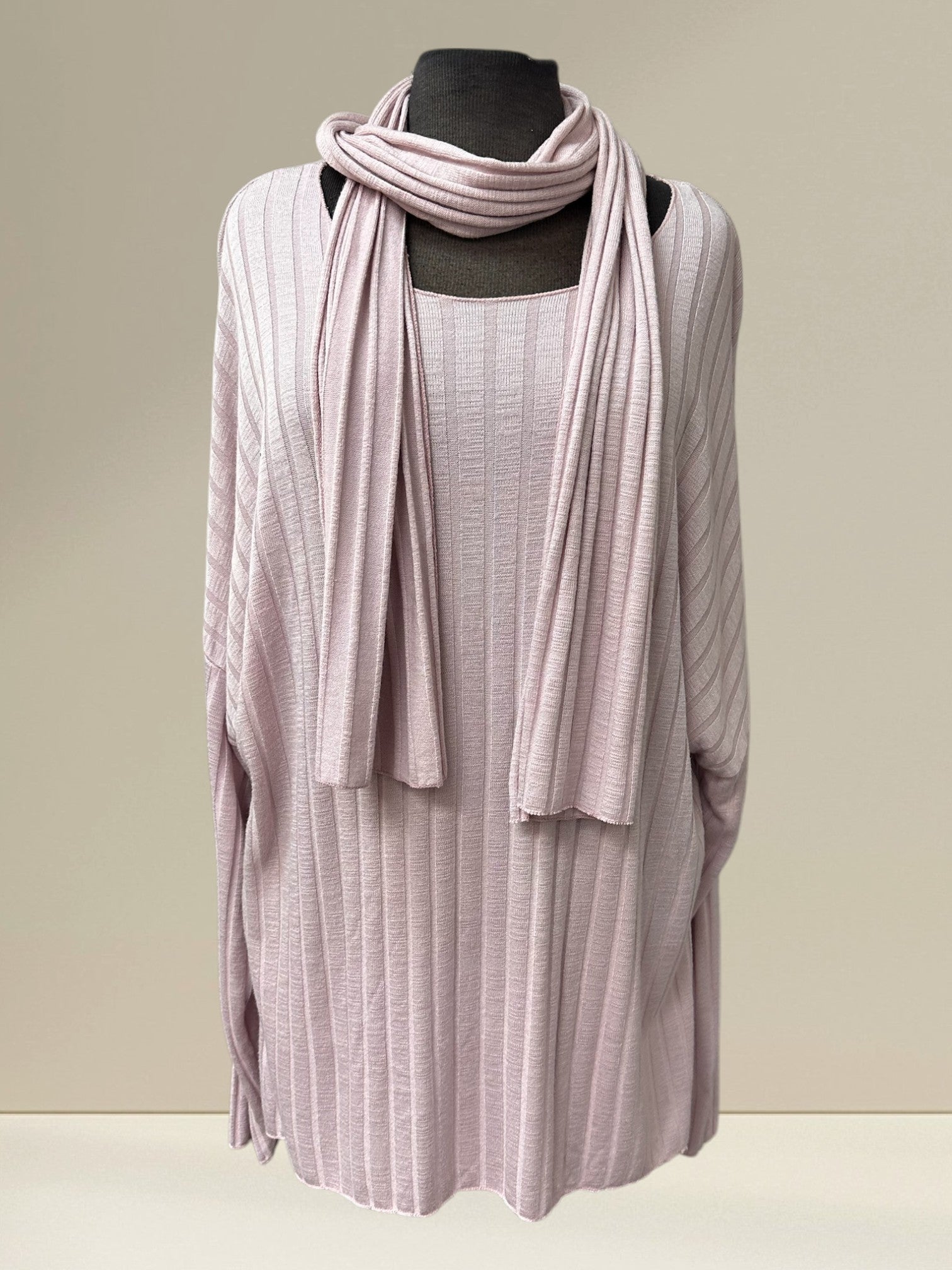 Chandail avec foulard