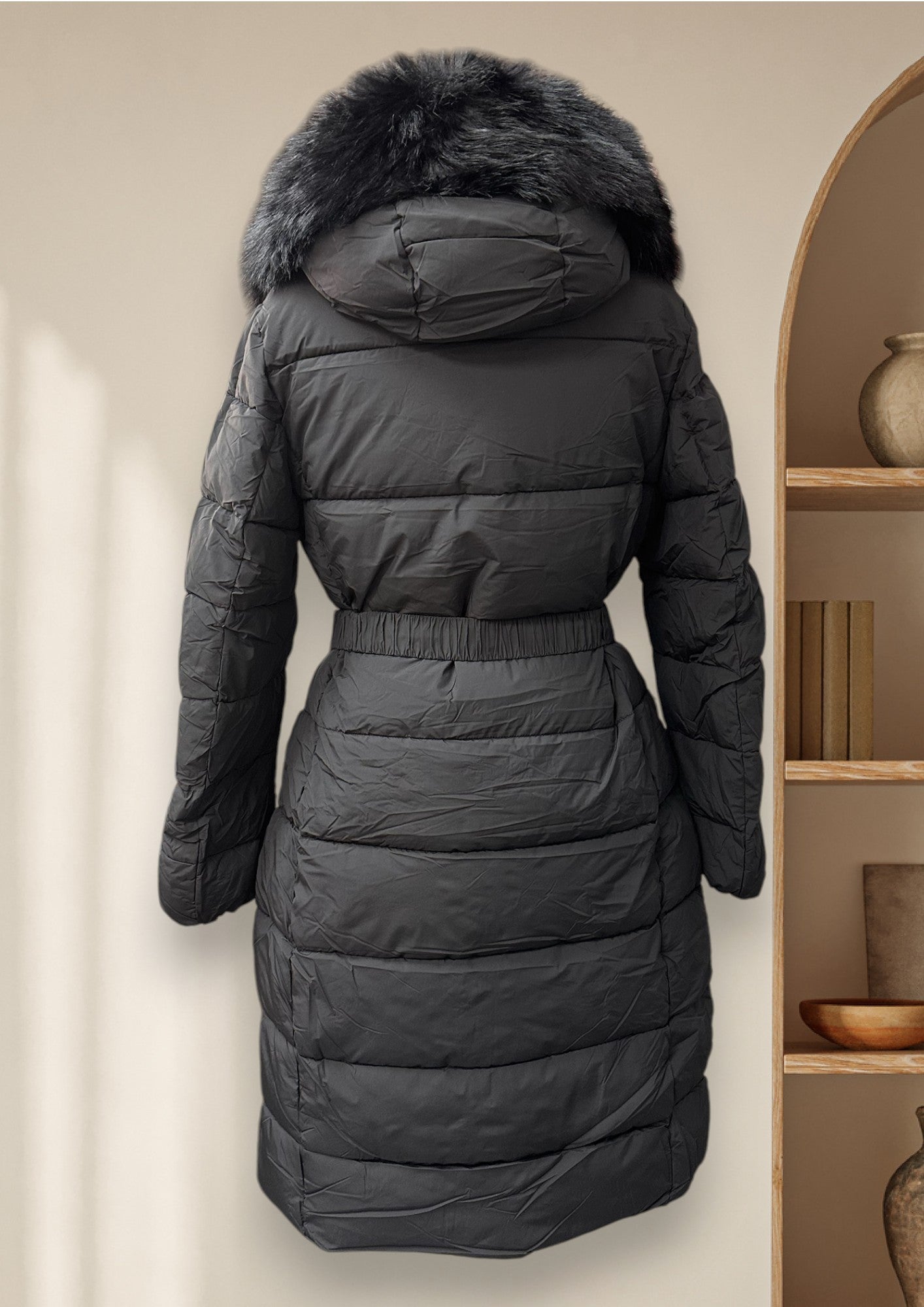 Manteau d'hiver long avec col de capuchon en fausse fourrure amovible
