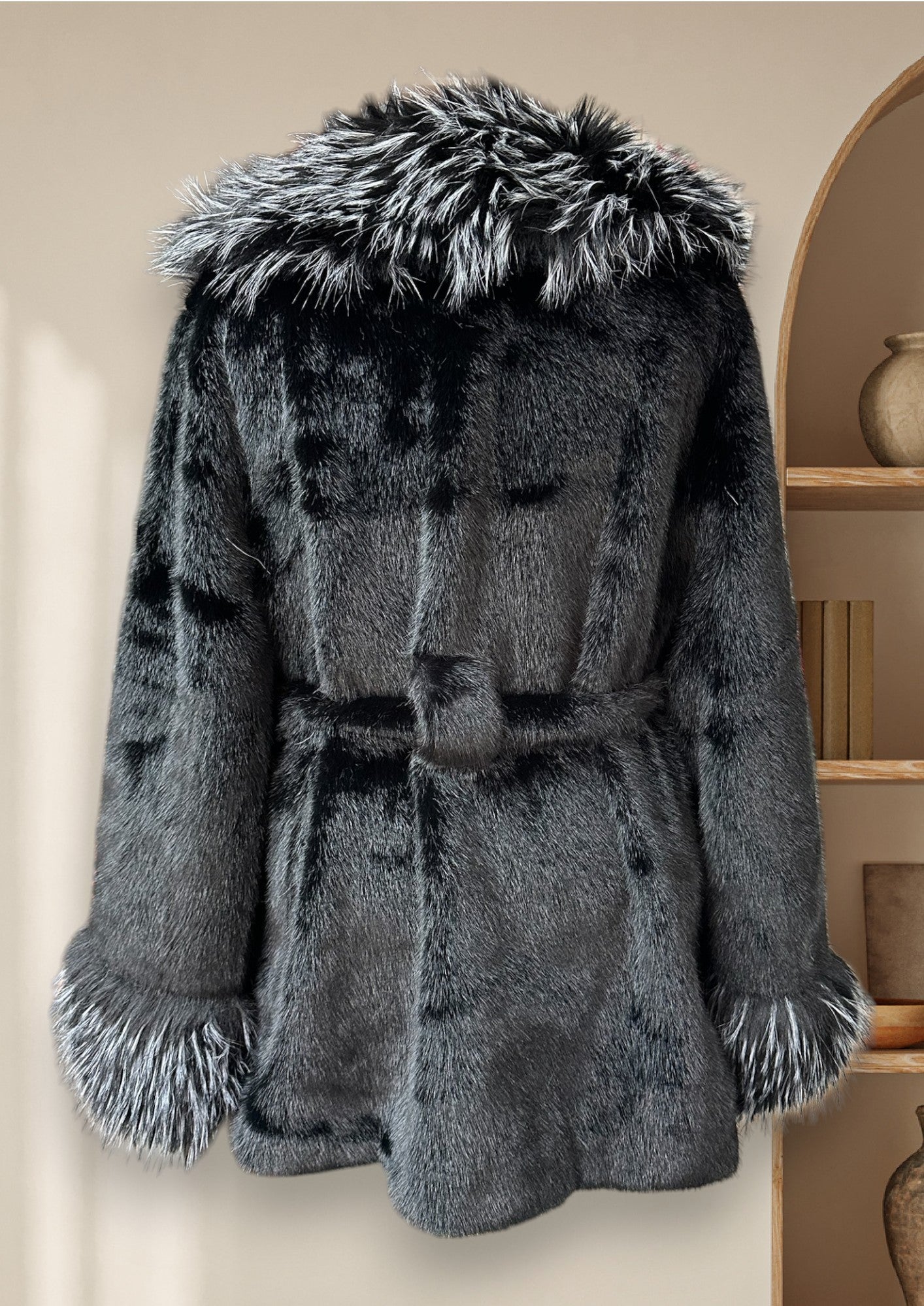 Manteau de fausse fourrure