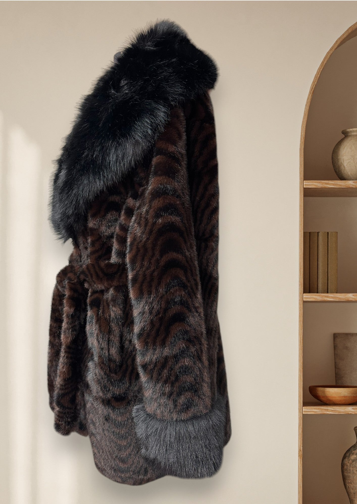 Manteau de fausse fourrure zébré