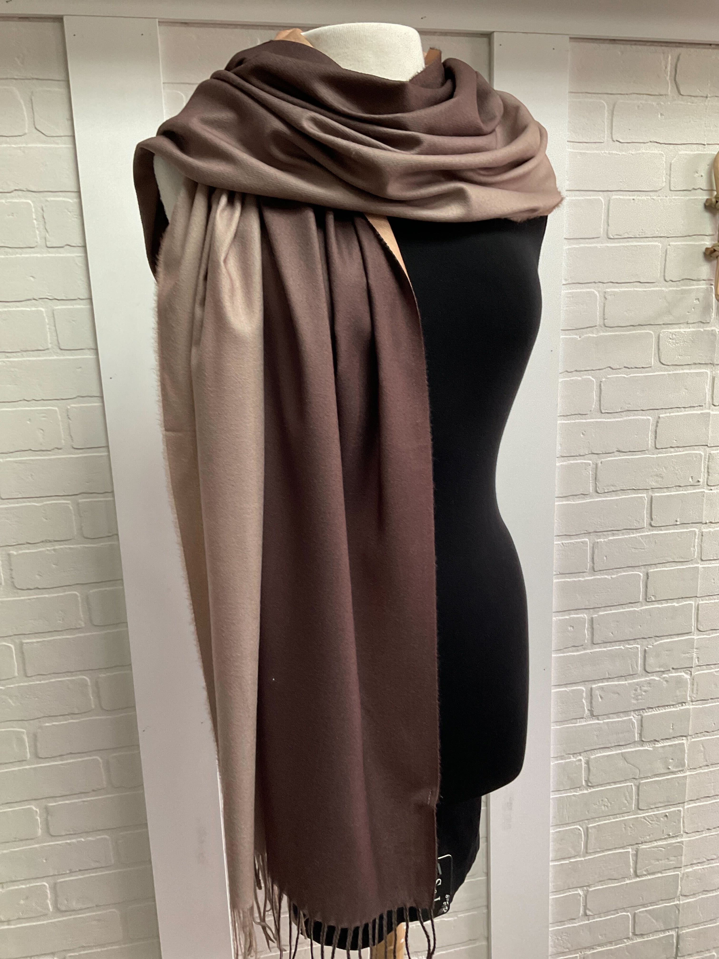 Nouveauté Foulard Automne / Hiver 2023 / 2024