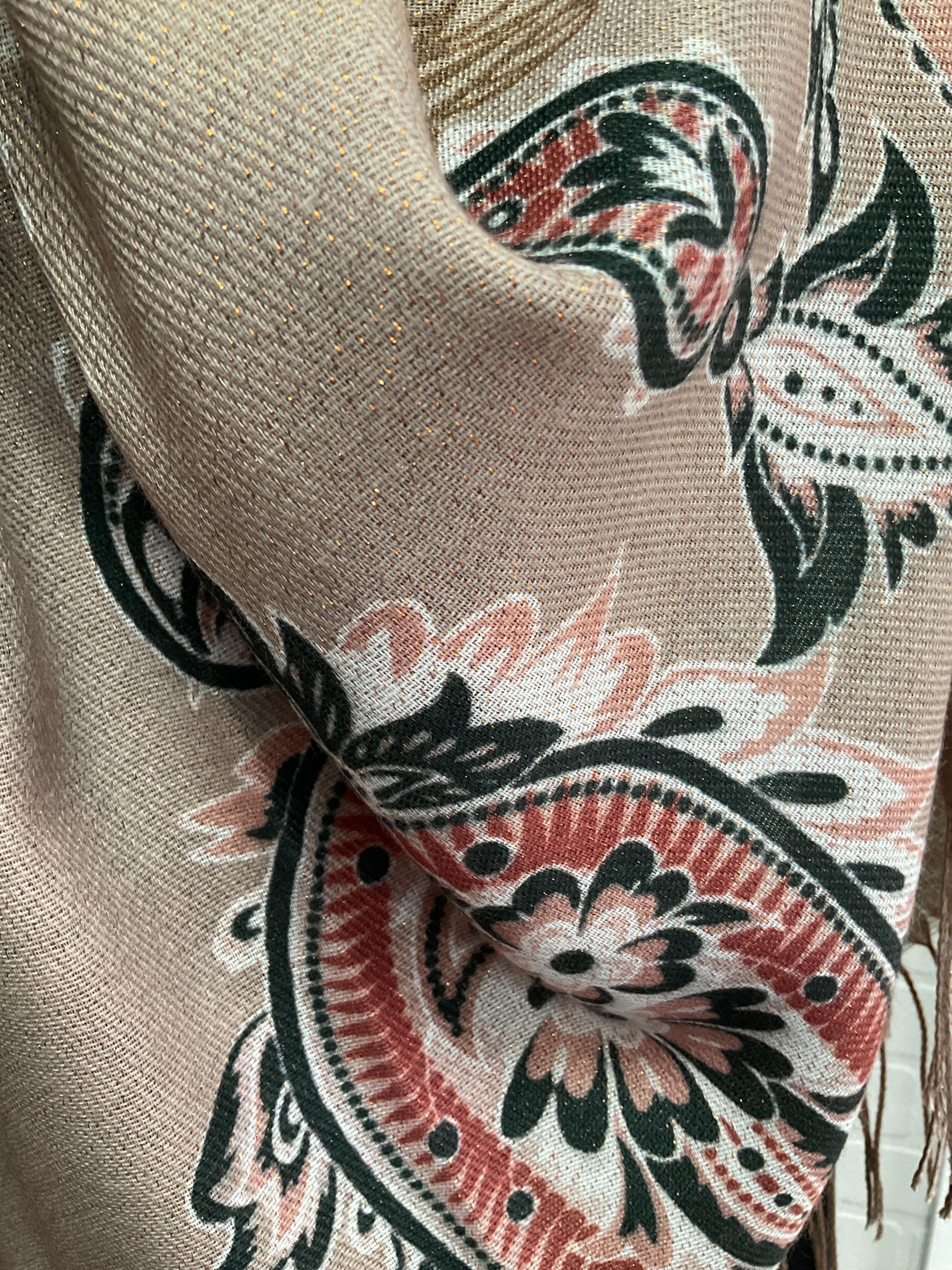 Nouveauté Foulard Automne / Hiver 2023 / 2024