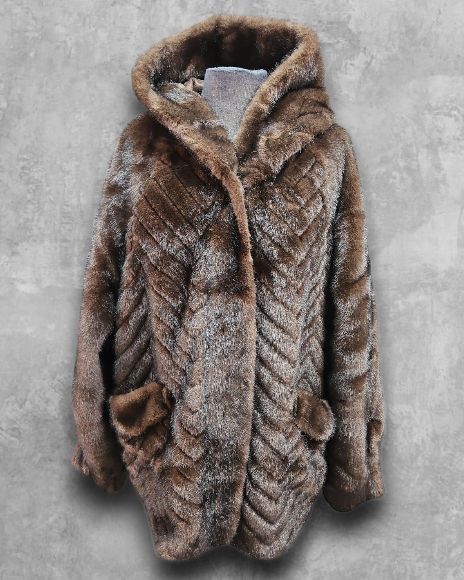 Manteau (Fausse Fourrure)