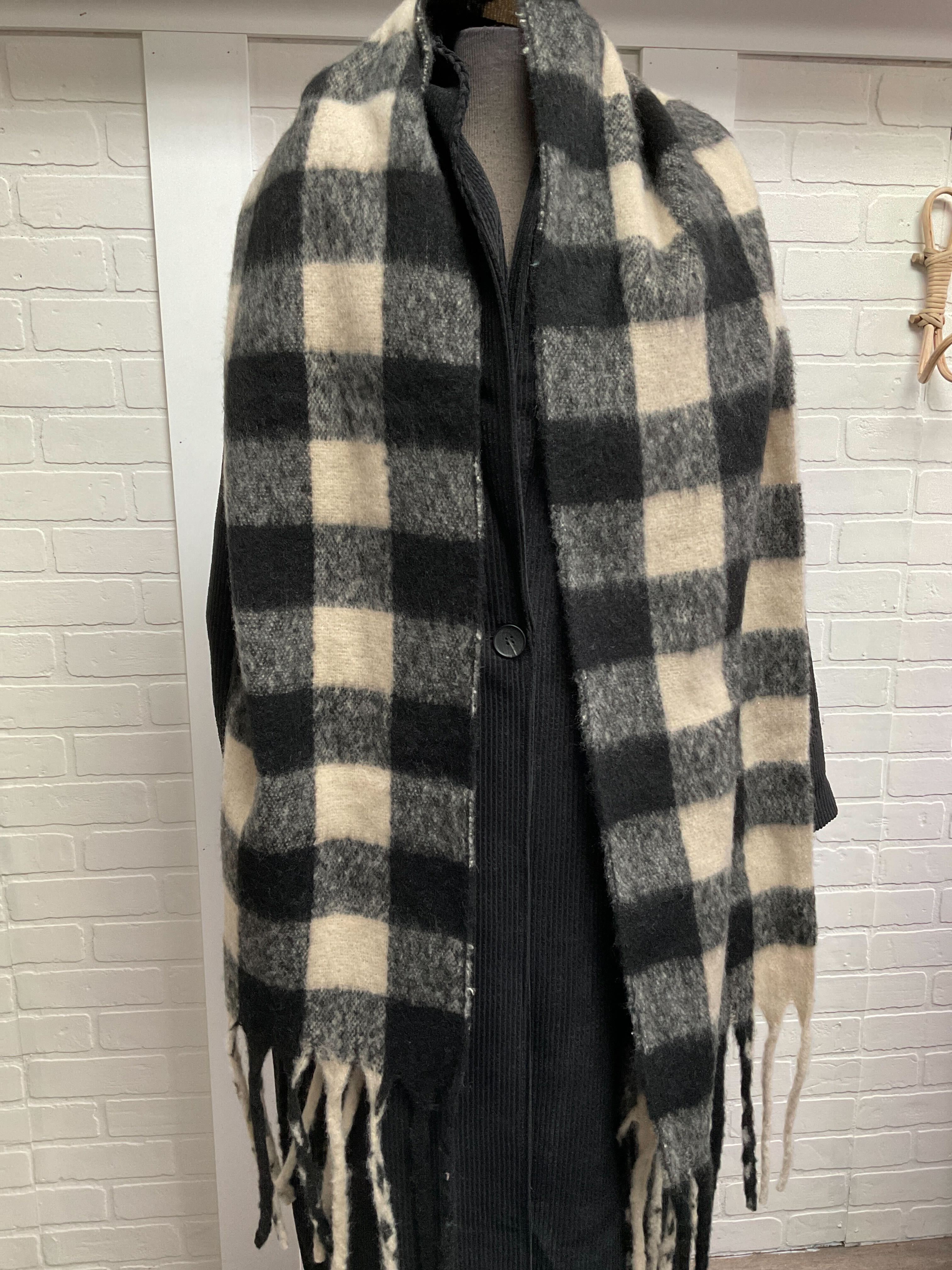 Nouveauté foulard automne/hiver 2023/24