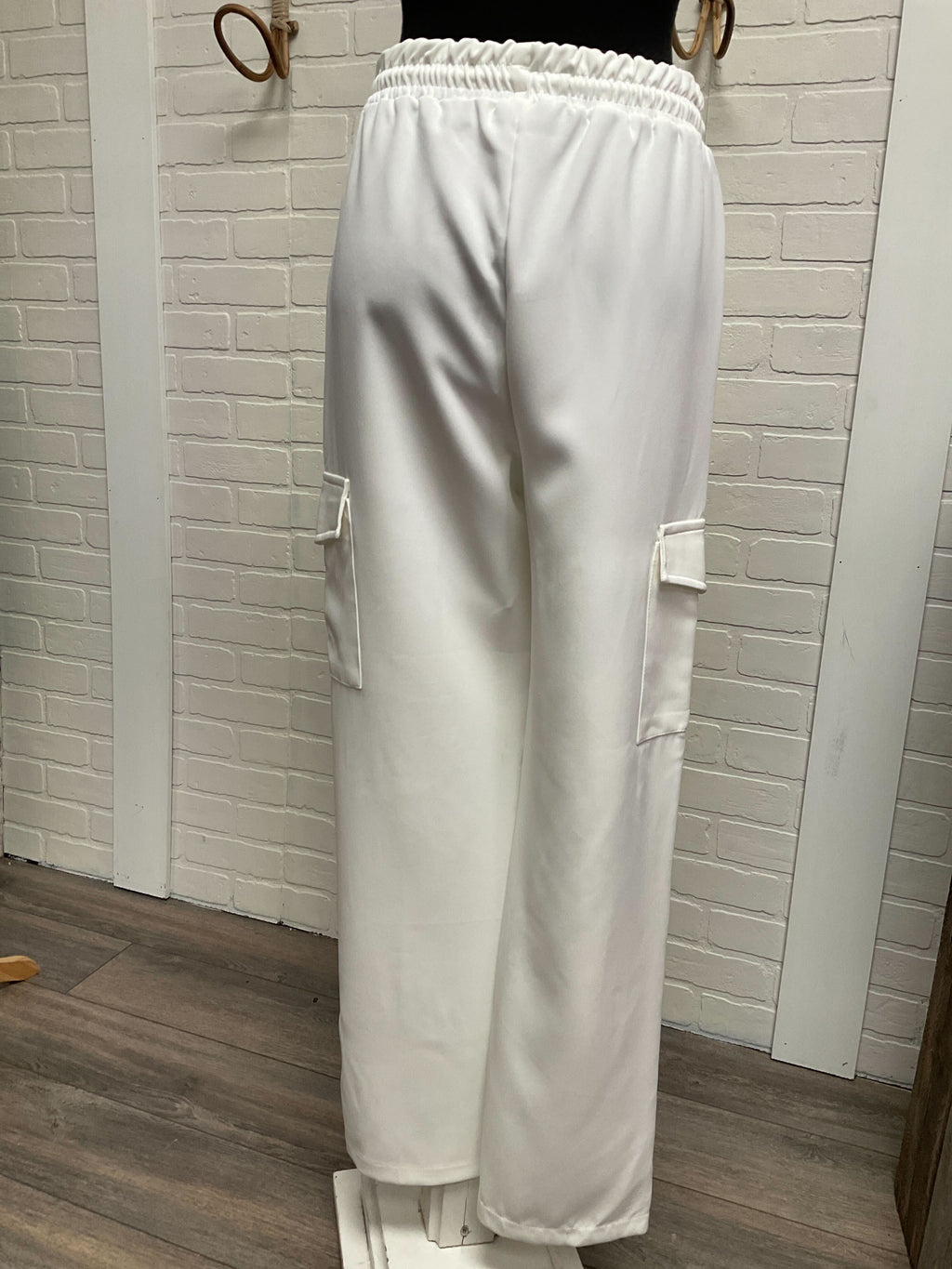 Nouveauté pantalon cargo printemps/été 2024