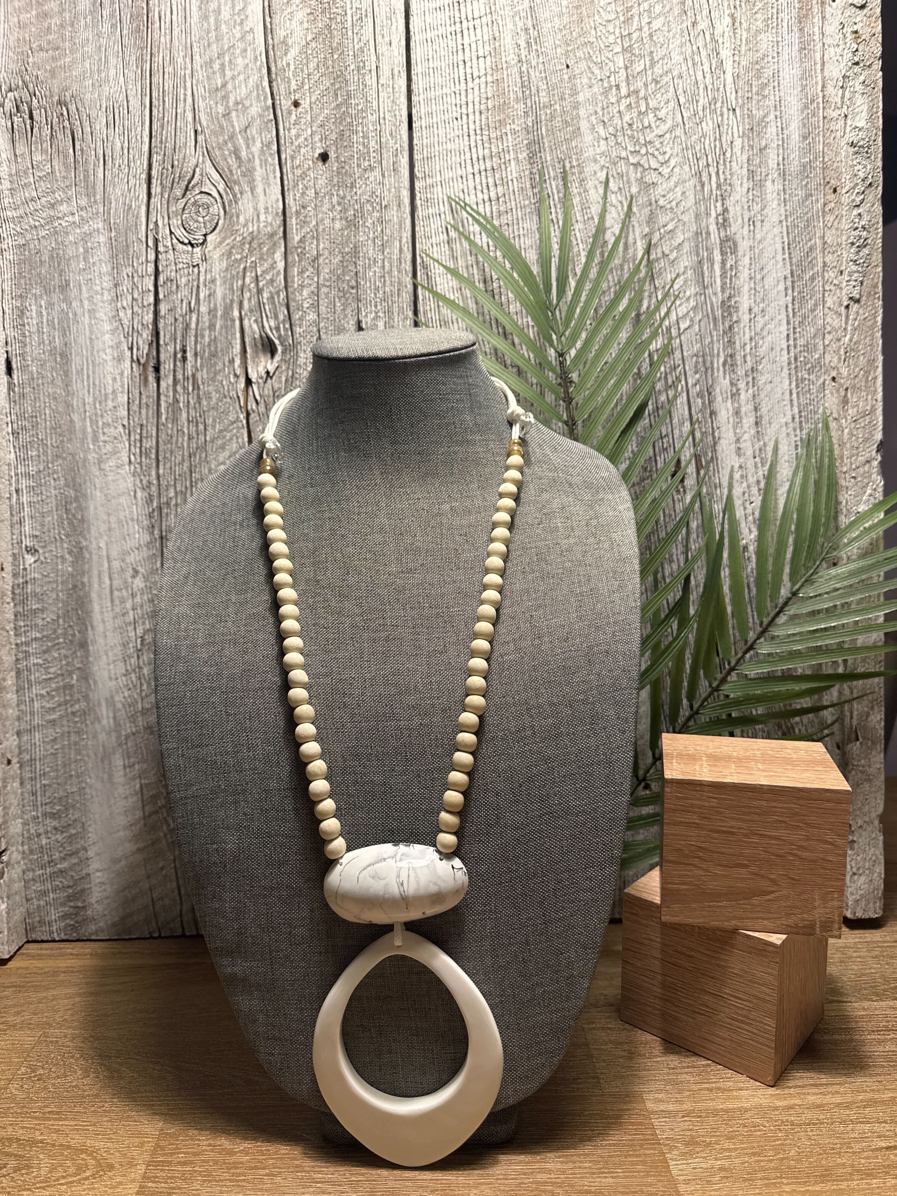 Collier