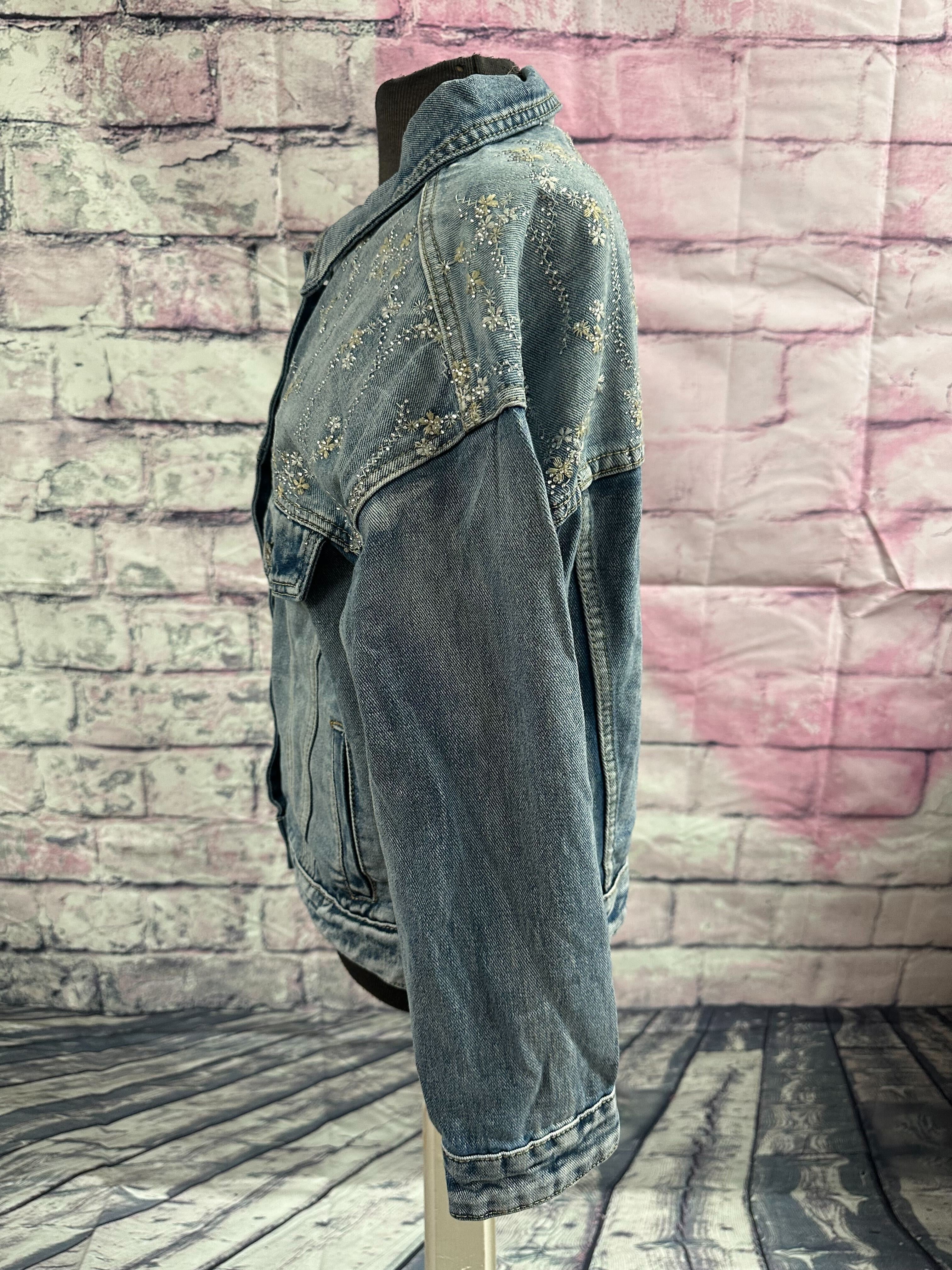 Nouveauté veste en jeans- BOUTIQUE SYLBELLE