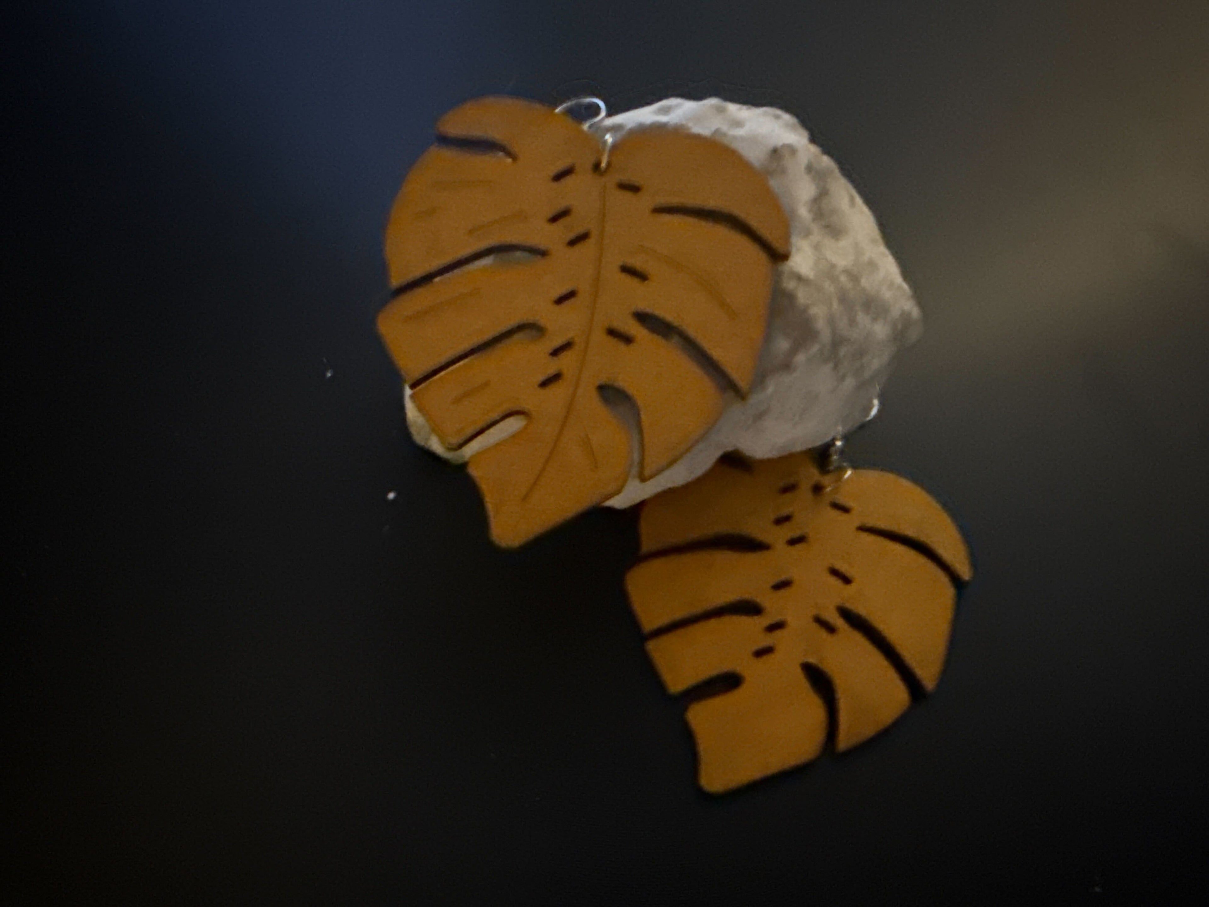 Boucle d'oreille feuille
