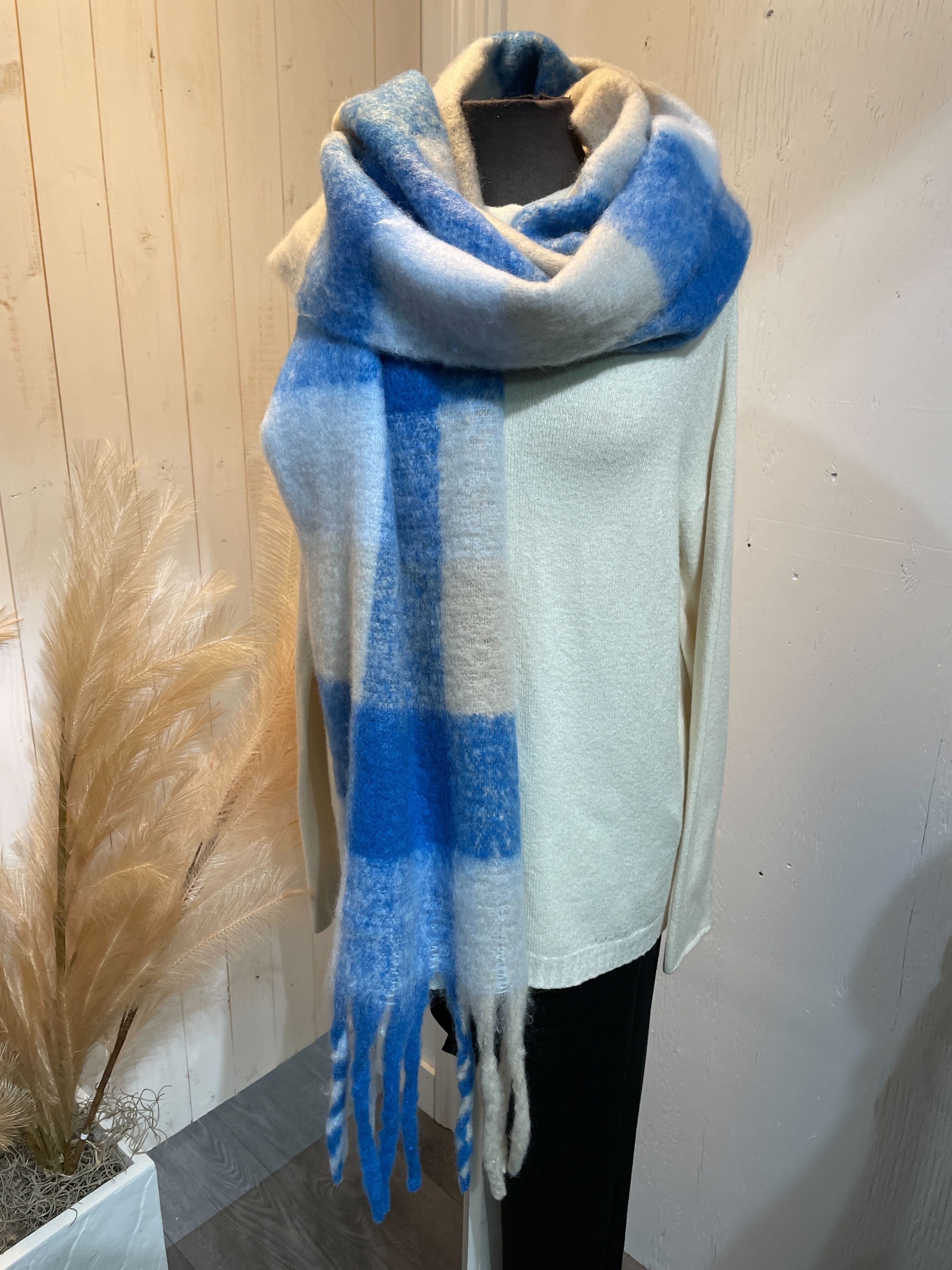 Nouveauté foulard automne/hiver 2023/24