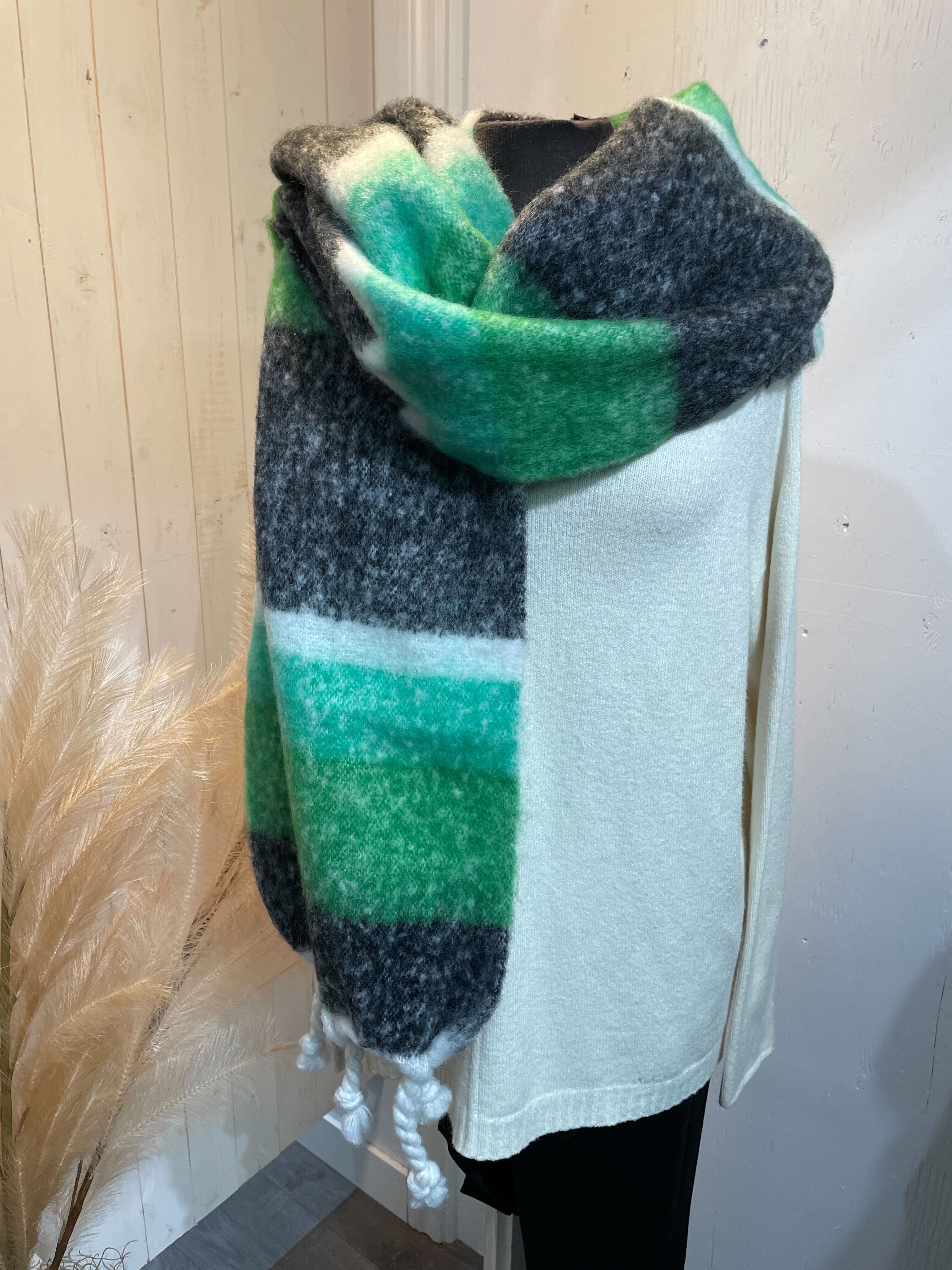 Nouveauté foulard automne/hiver 2023/24