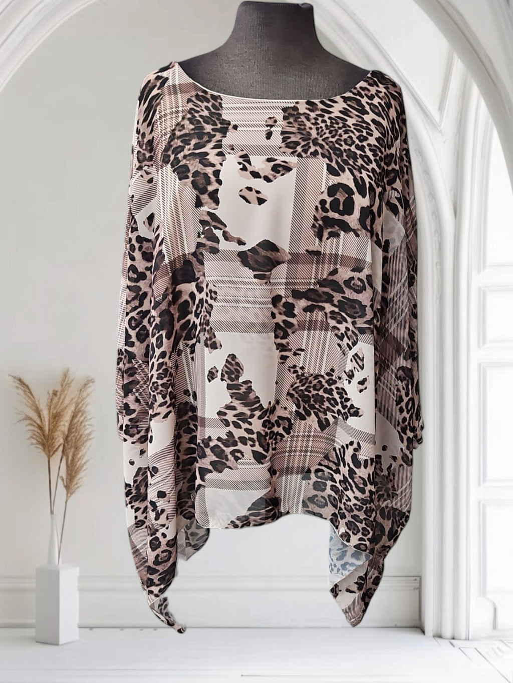 Blouse léopard et carreauté (ample)