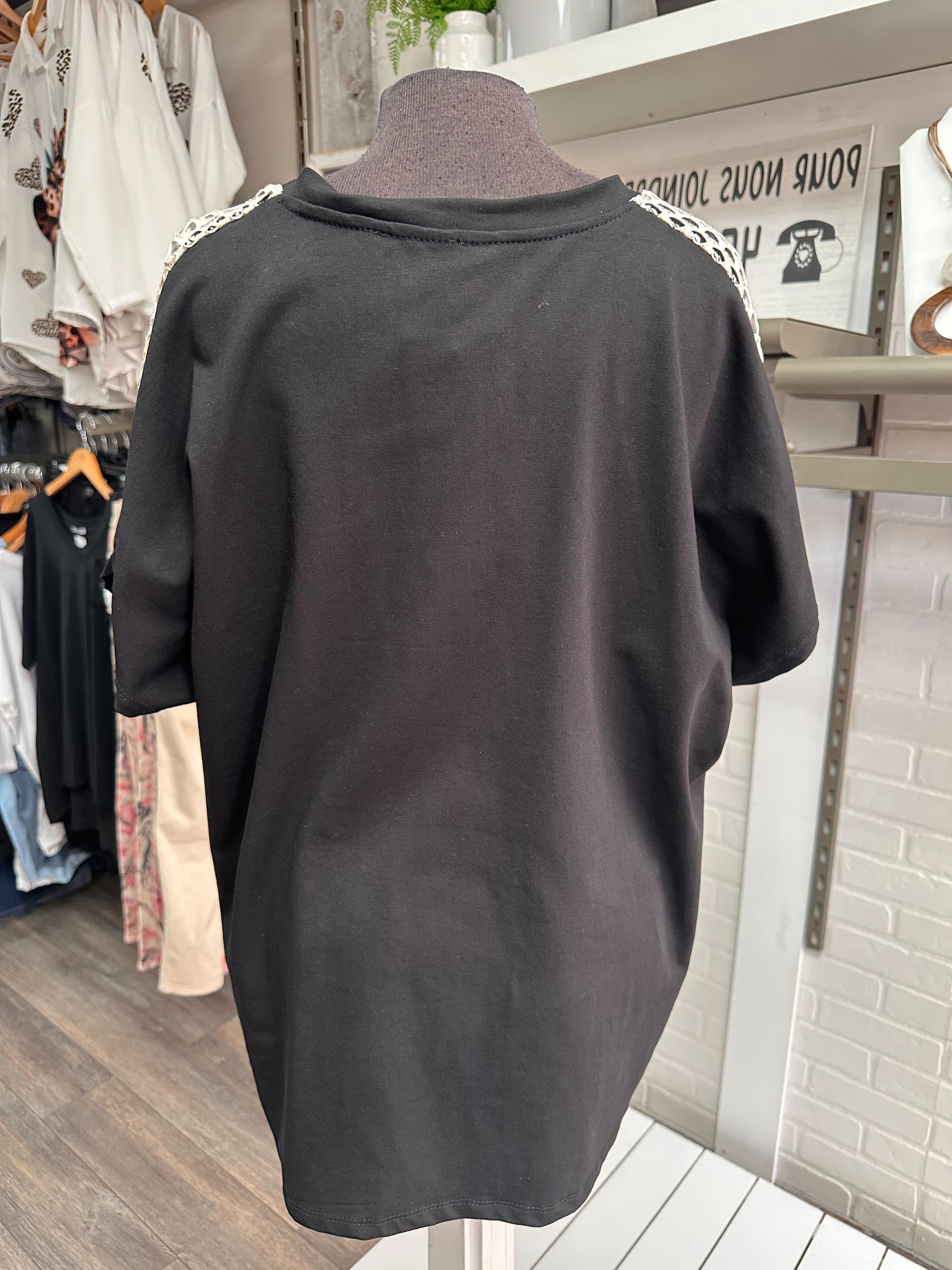 T-shirt avec cœur en mèche