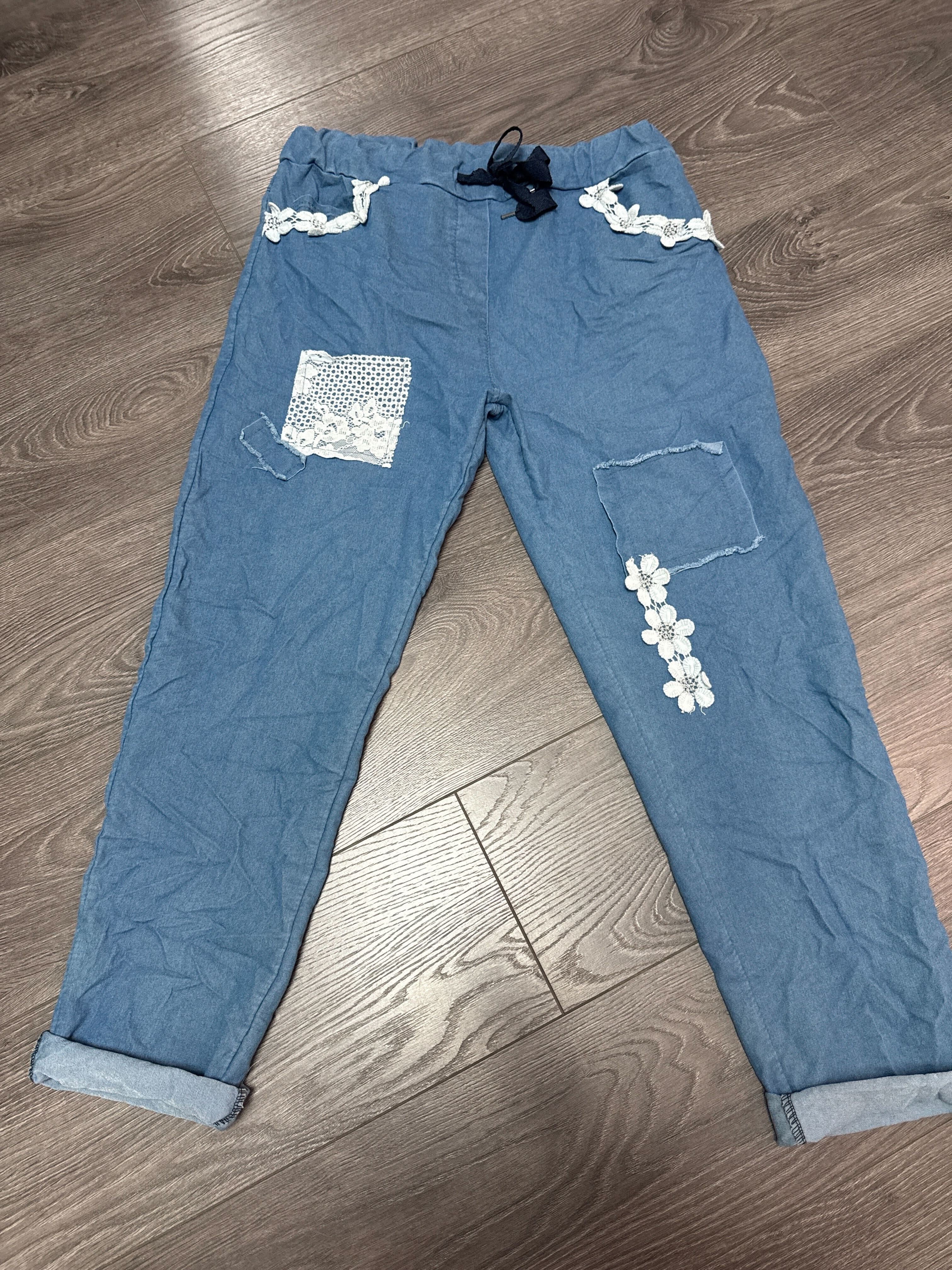 Pantalon/jeans avec dentelle