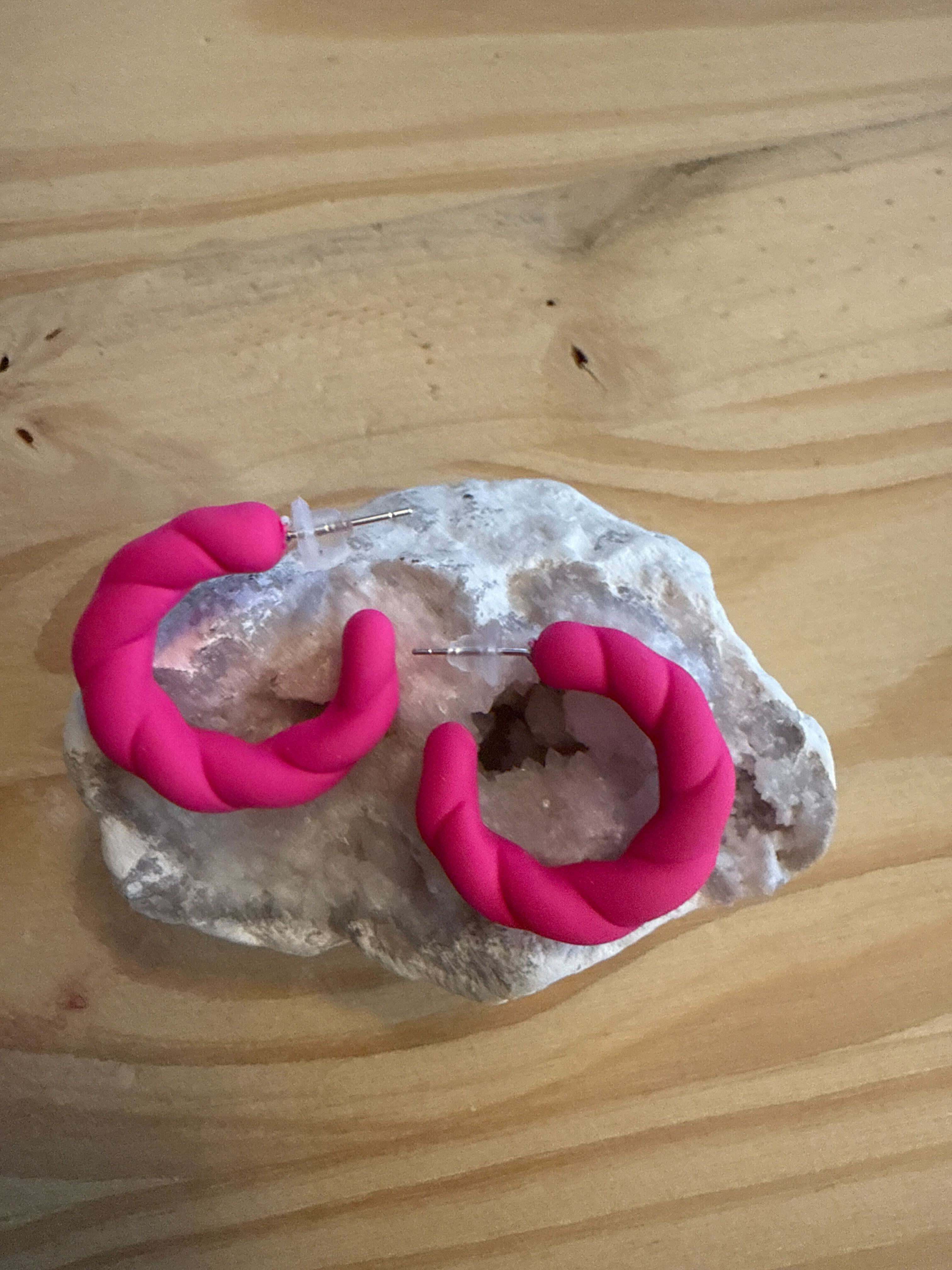 Boucle d'oreille anneaux (style croissant)