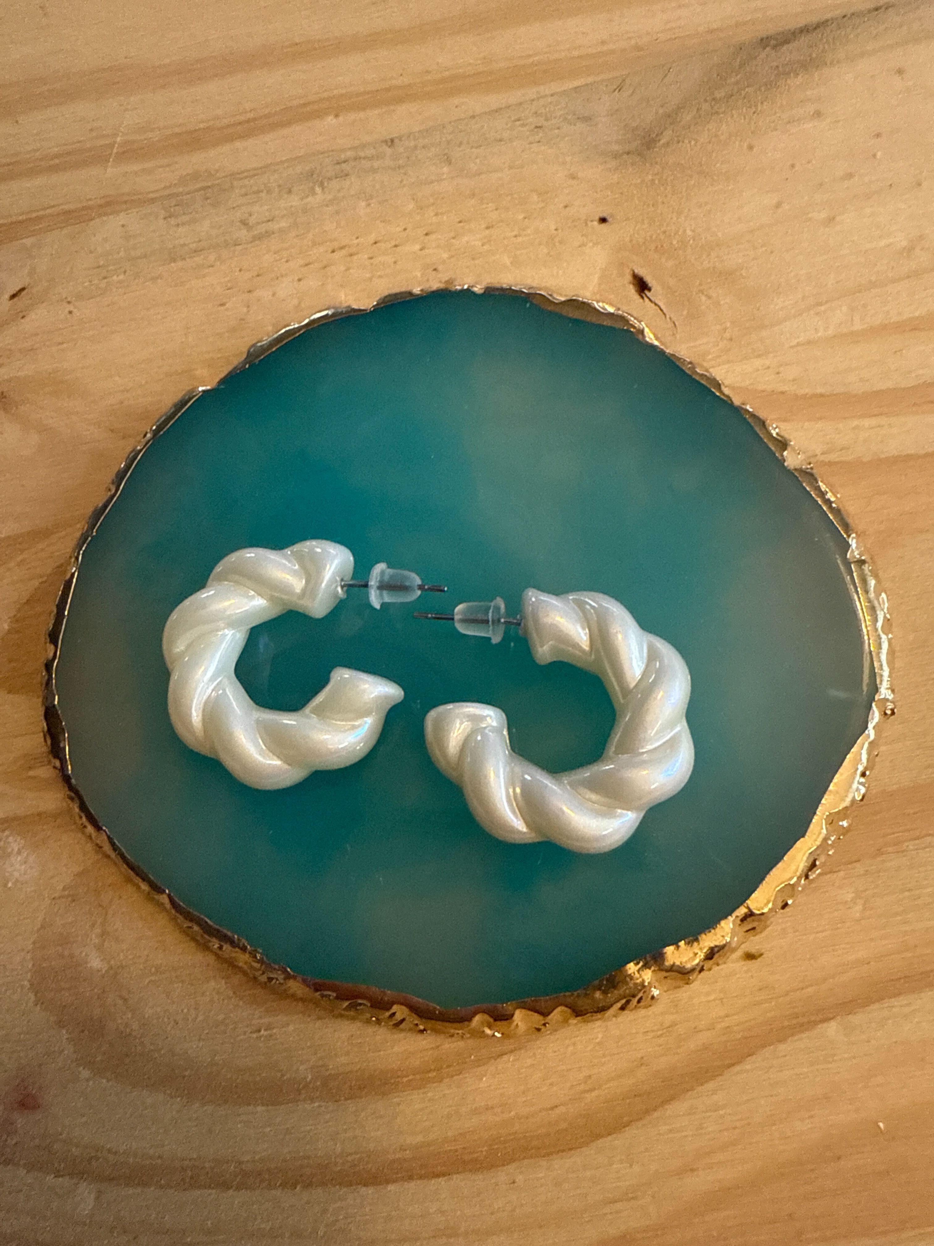 Boucle d'oreille anneaux (style croissant)