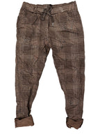 Pantalon à motif carreauté et fleurs