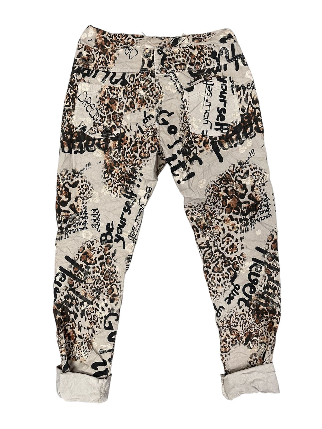 Pantalon motif léopard et écriture