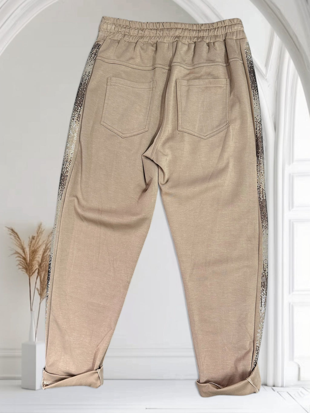 Pantalon avec bandes brillantes