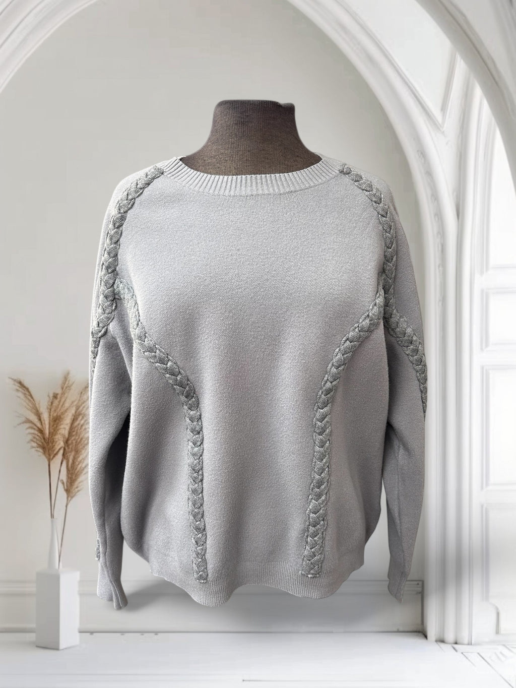 Chandail avec bandes tressées