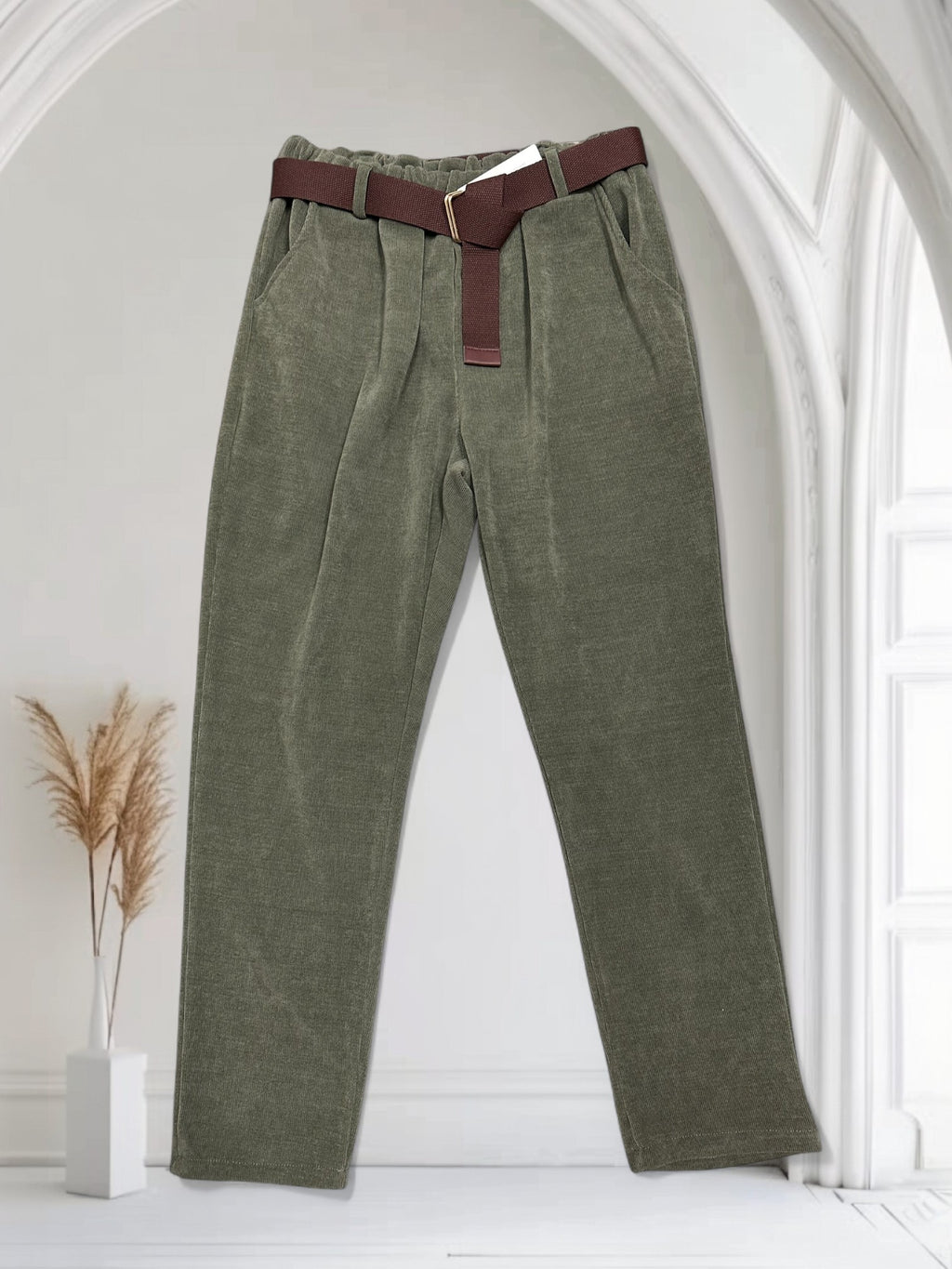 Pantalon côtelé avec ceinture