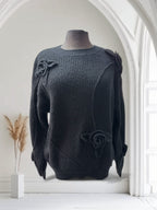 Chandail en laine avec fleurs 3D