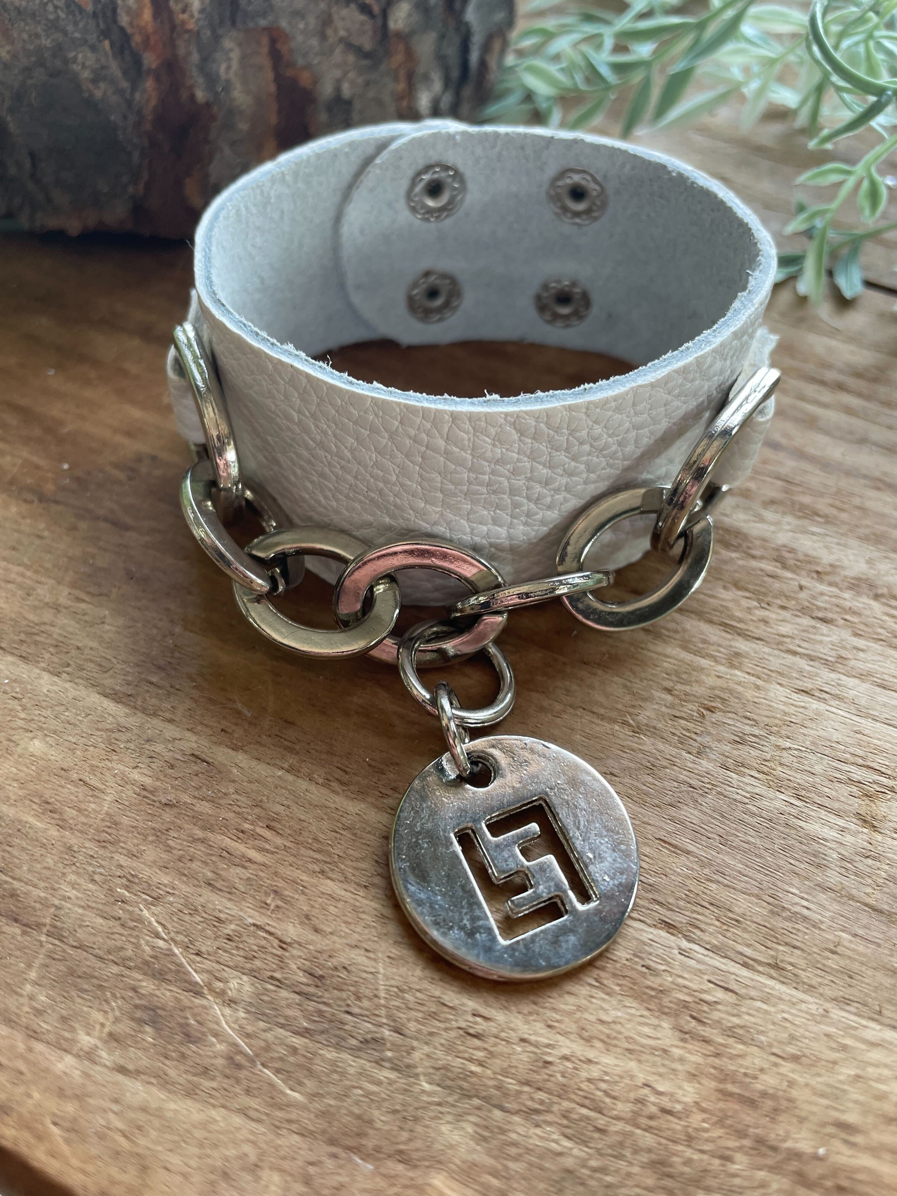 Bracelet blanc