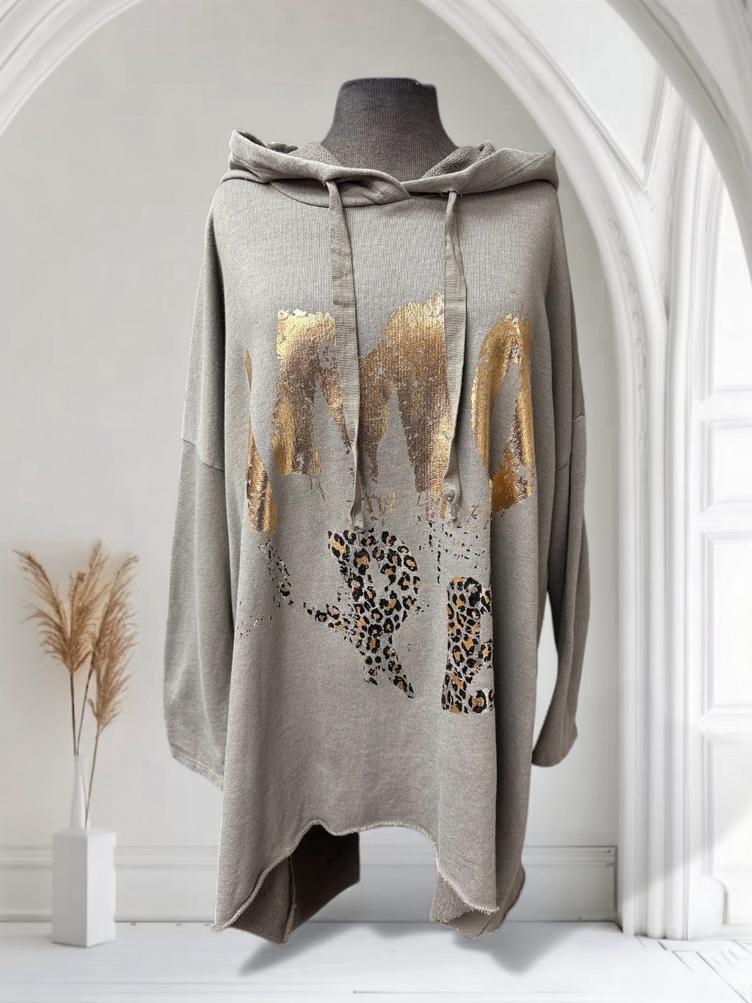 Chandail à capuche (AMORE)