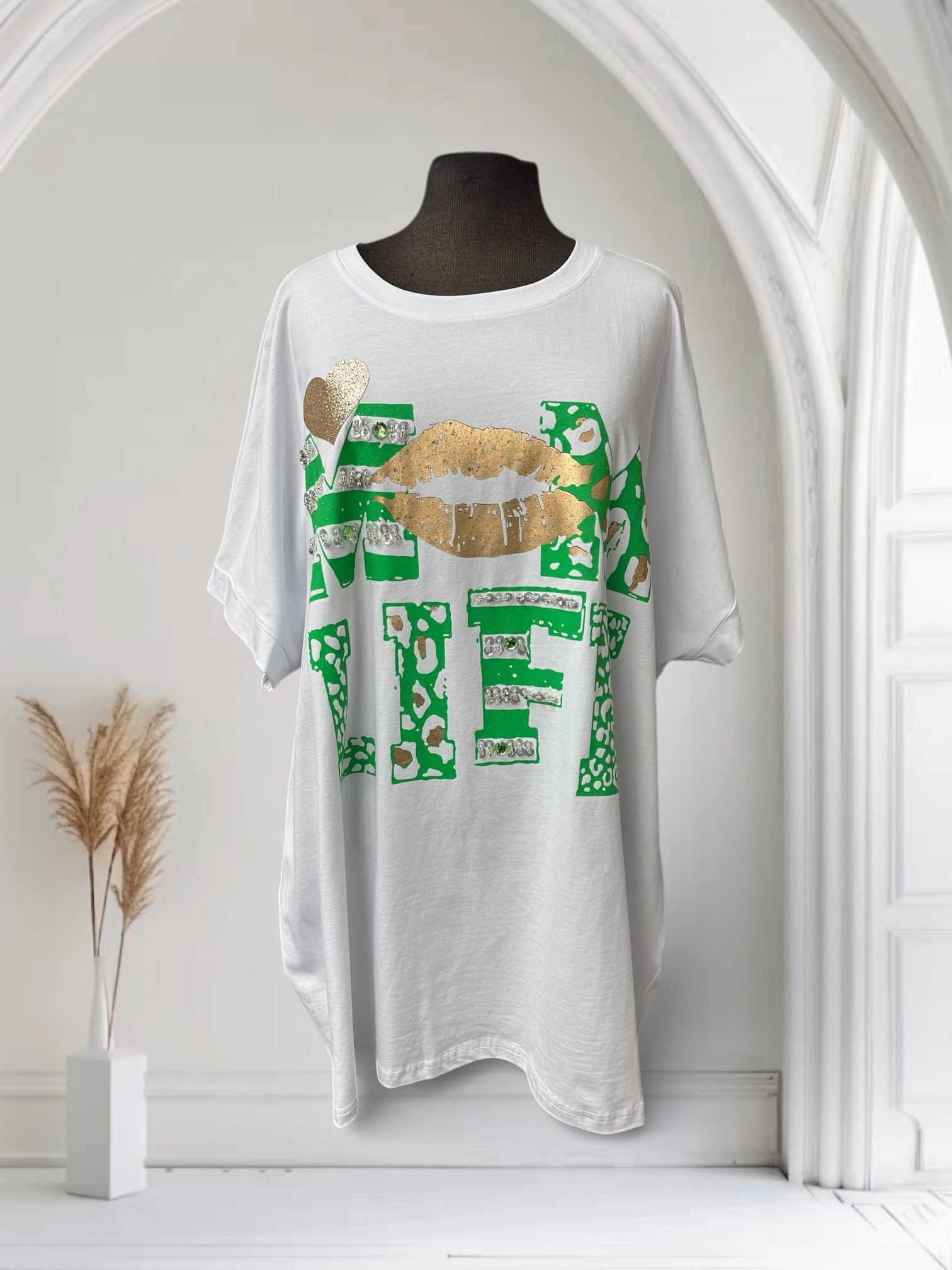 T-shirt (Mom life)