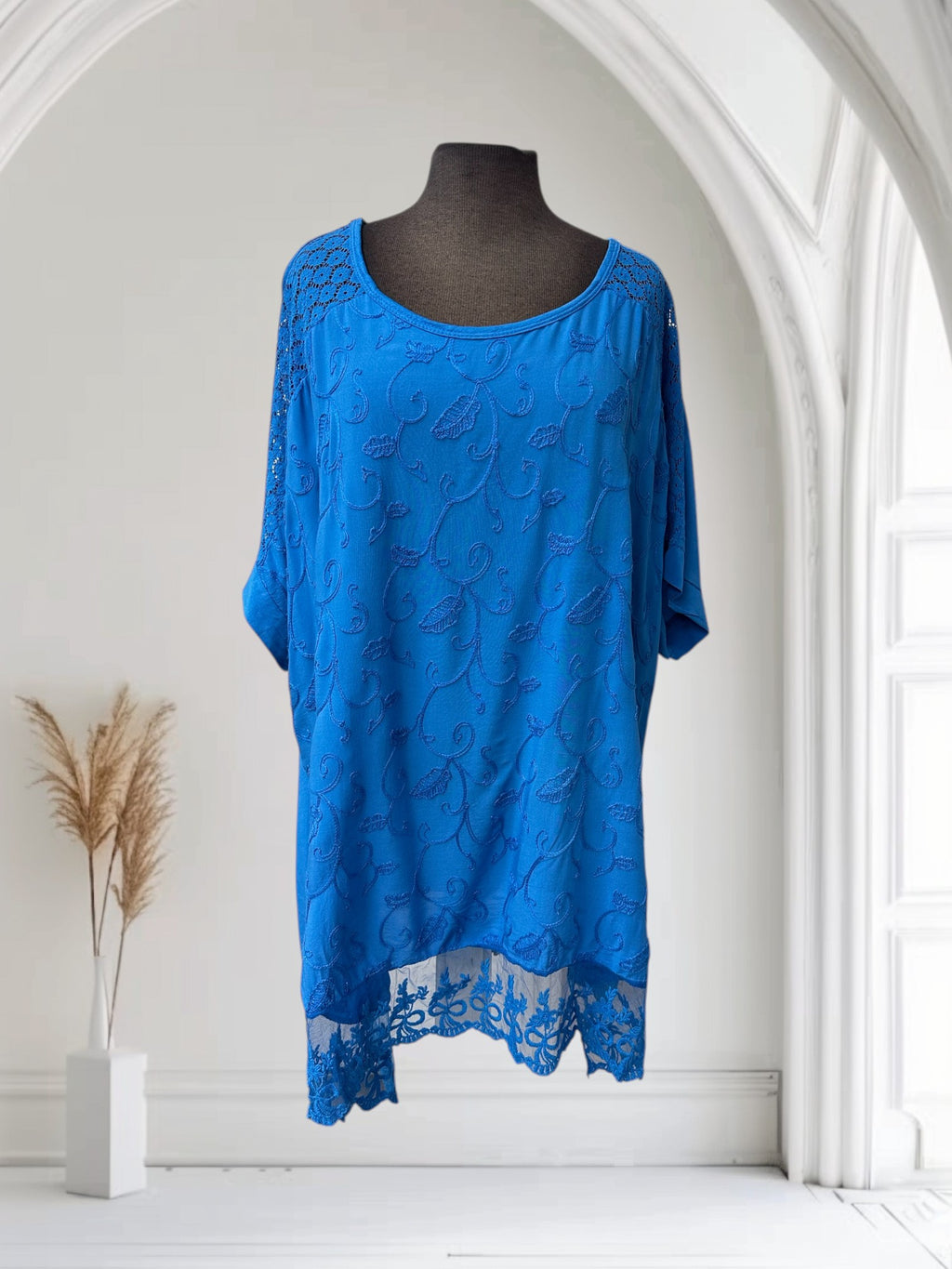 Chandail avec broderie