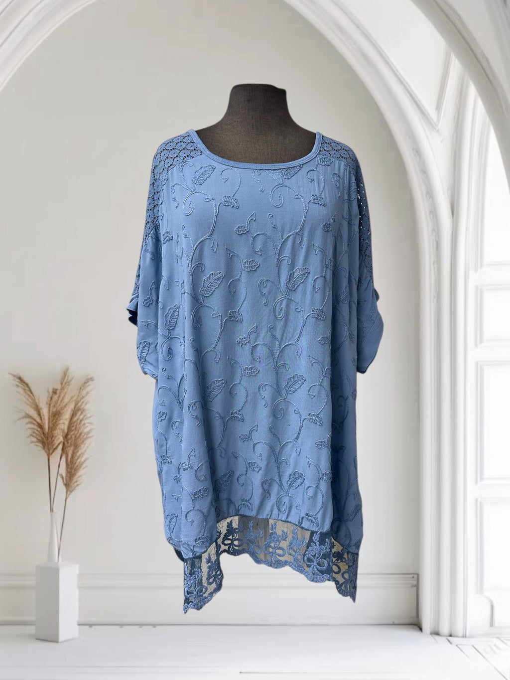 Chandail avec broderie