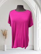 T-shirt avec boutons sur les épaules