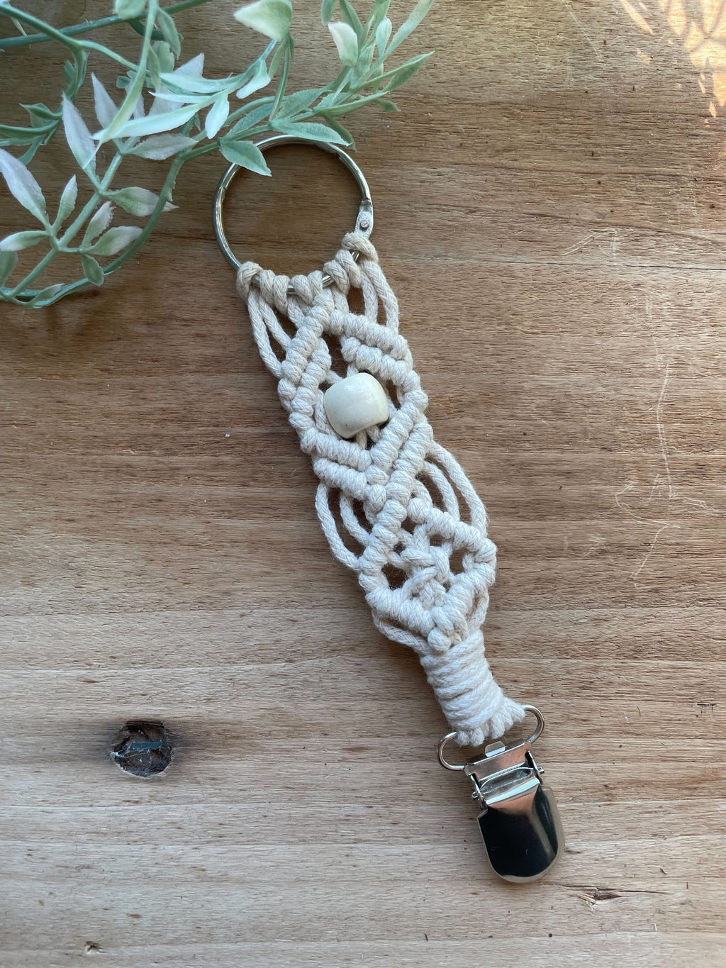 Nouveauté attache à chapeau en macramé