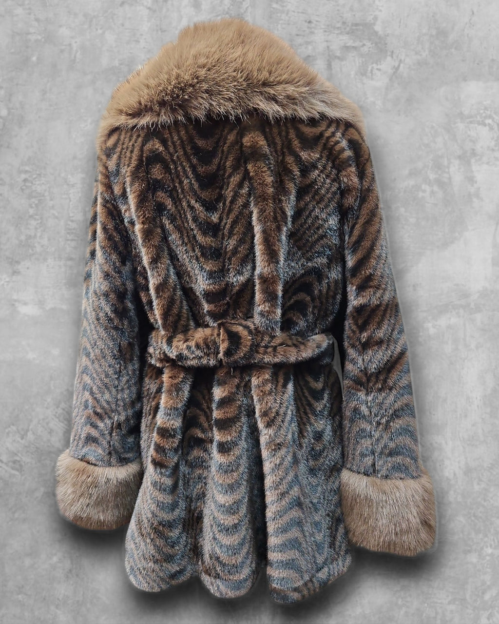 Manteau (Fausse Fourrure)