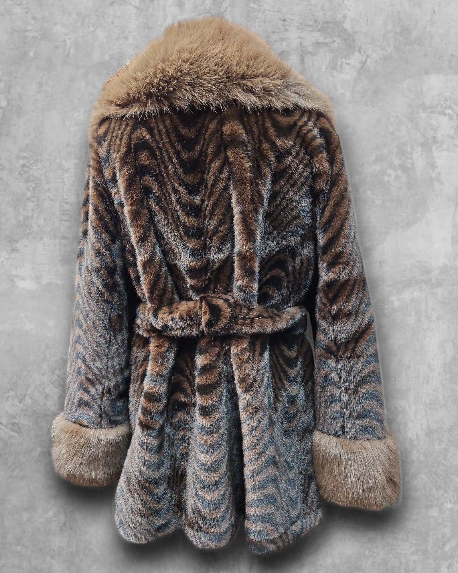 Manteau (Fausse Fourrure)