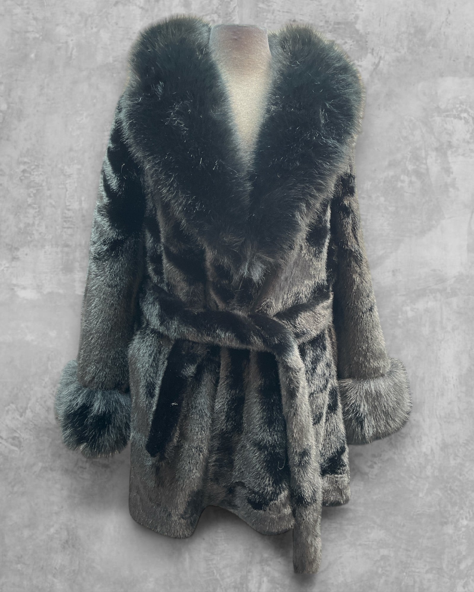 Manteau (Fausse Fourrure)