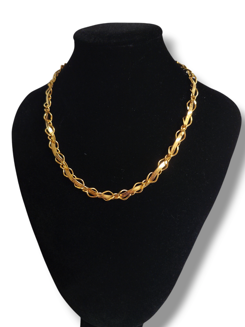 Collier or