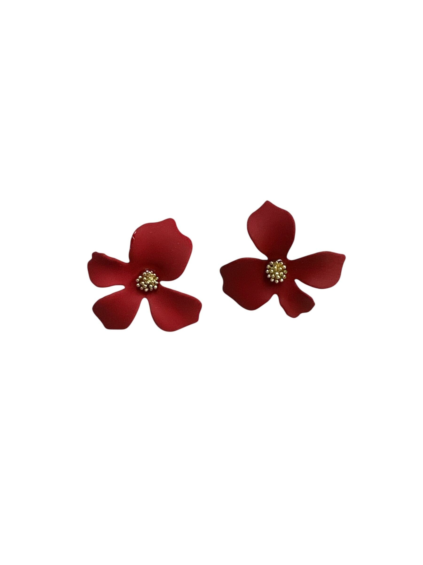Boucle d'oreille en fleur