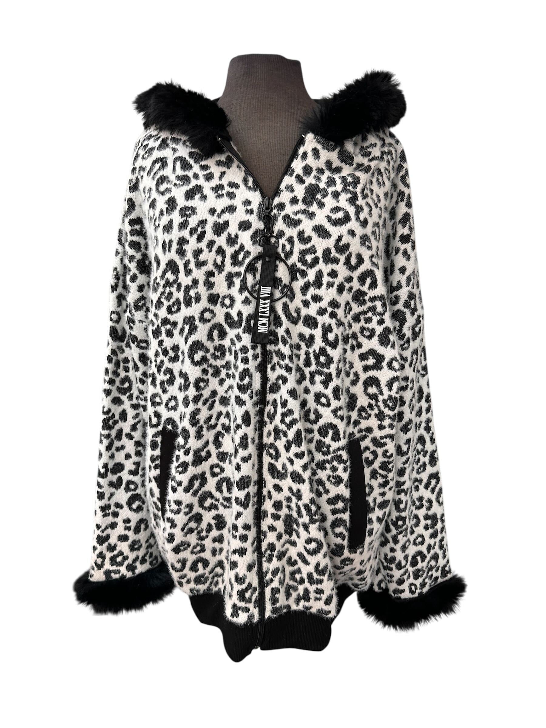 Veste avec bordure de fourrure