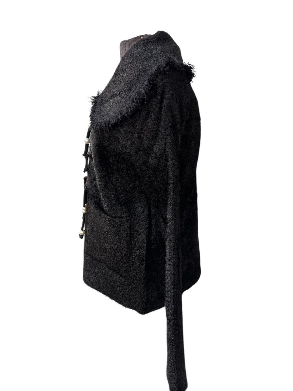 Veste avec attaches en perle