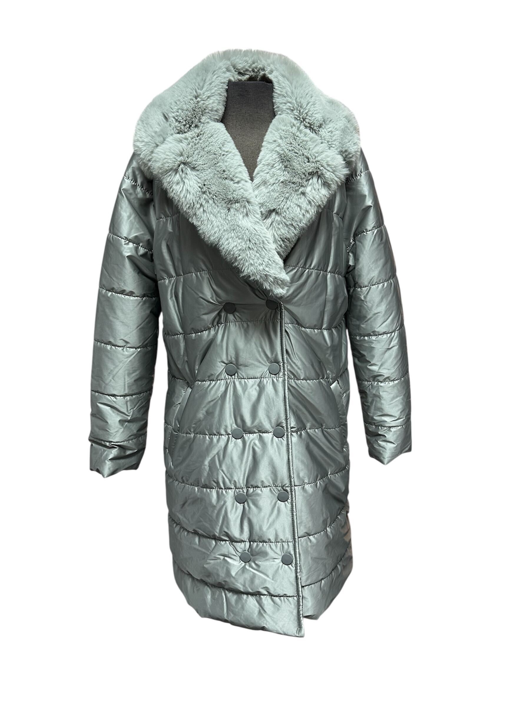 Manteau avec col en fourrure