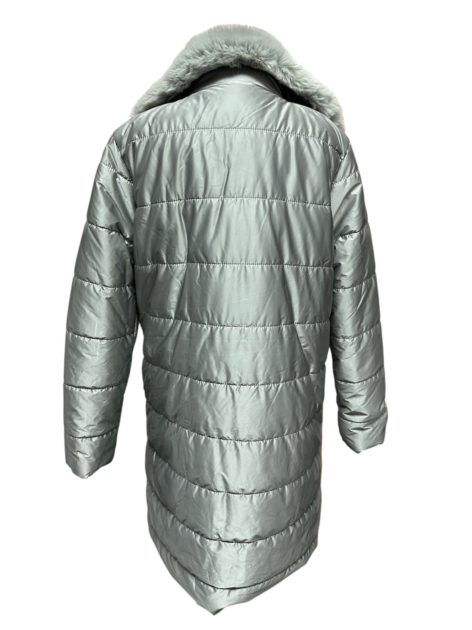 Manteau avec col en fourrure